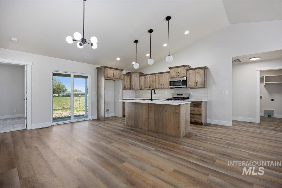 501 N Lyndon St, Jerome, Idaho 83338-5375, 4 Bedrooms, 2 Bathrooms, Residential For Sale, Price $419,000,MLS 98984732