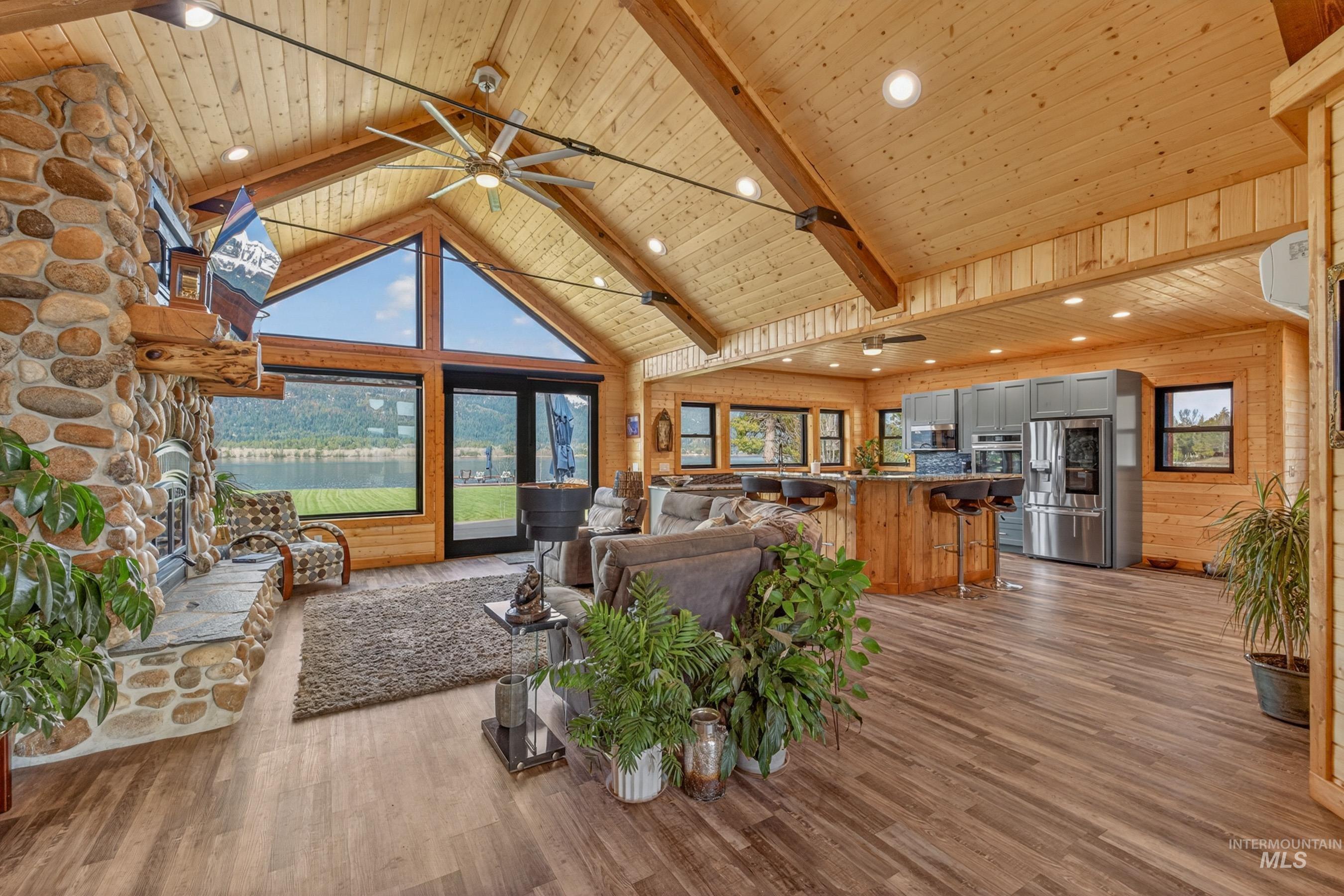 187 Lee Way, Donnelly, Idaho 83615, 3 Bedrooms, 2 Bathrooms, Residential For Sale, Price $3,700,000, 98984735