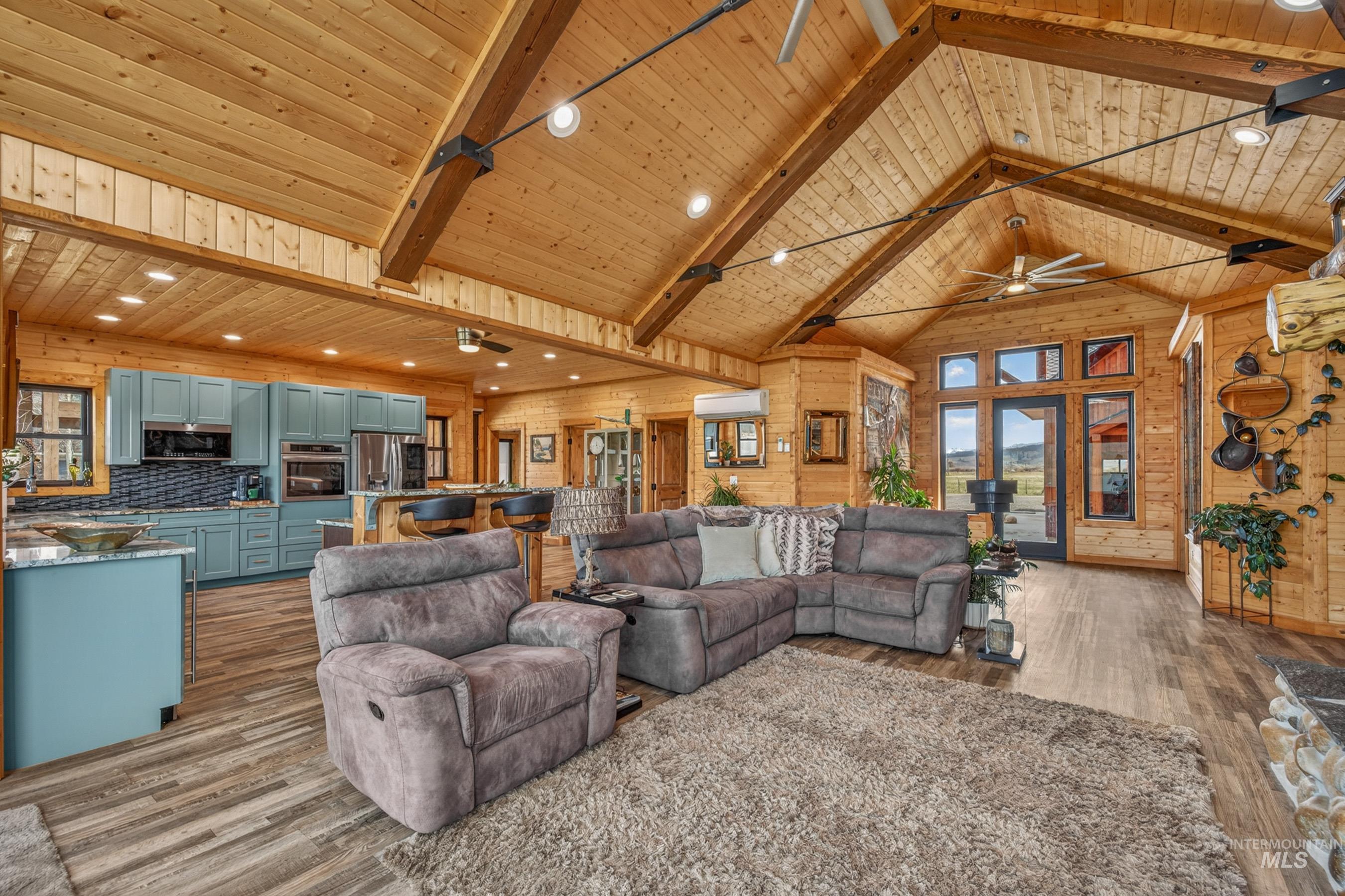 187 Lee Way, Donnelly, Idaho 83615, 3 Bedrooms, 2 Bathrooms, Residential For Sale, Price $3,700,000, 98984735