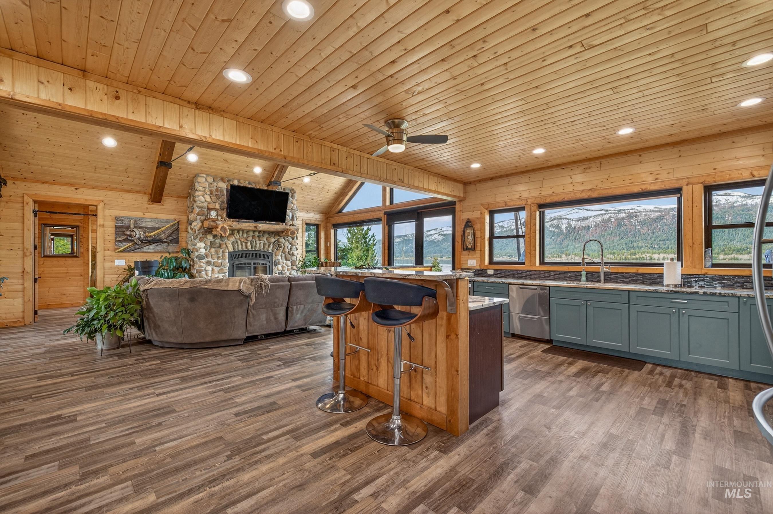 187 Lee Way, Donnelly, Idaho 83615, 3 Bedrooms, 2 Bathrooms, Residential For Sale, Price $3,700,000, 98984735