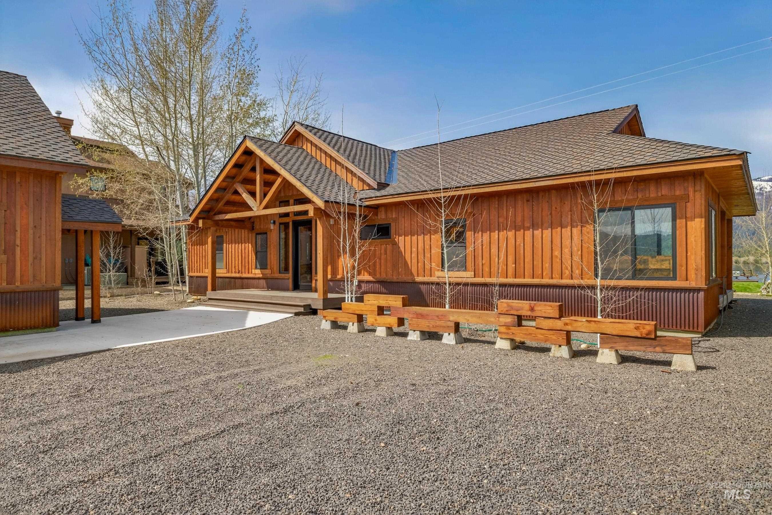 187 Lee Way, Donnelly, Idaho 83615, 3 Bedrooms, 2 Bathrooms, Residential For Sale, Price $3,700,000, 98984735