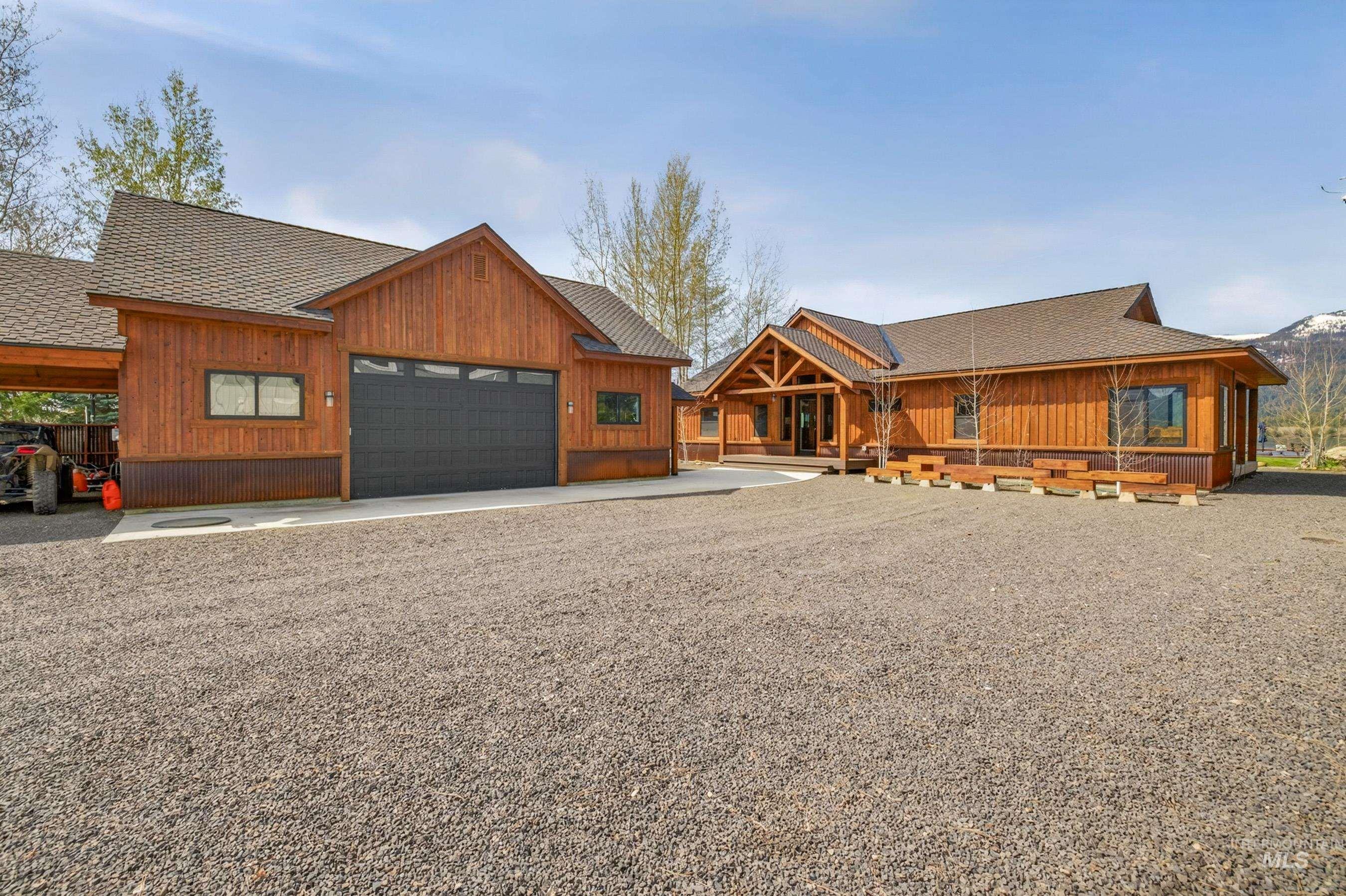 187 Lee Way, Donnelly, Idaho 83615, 3 Bedrooms, 2 Bathrooms, Residential For Sale, Price $3,700,000, 98984735