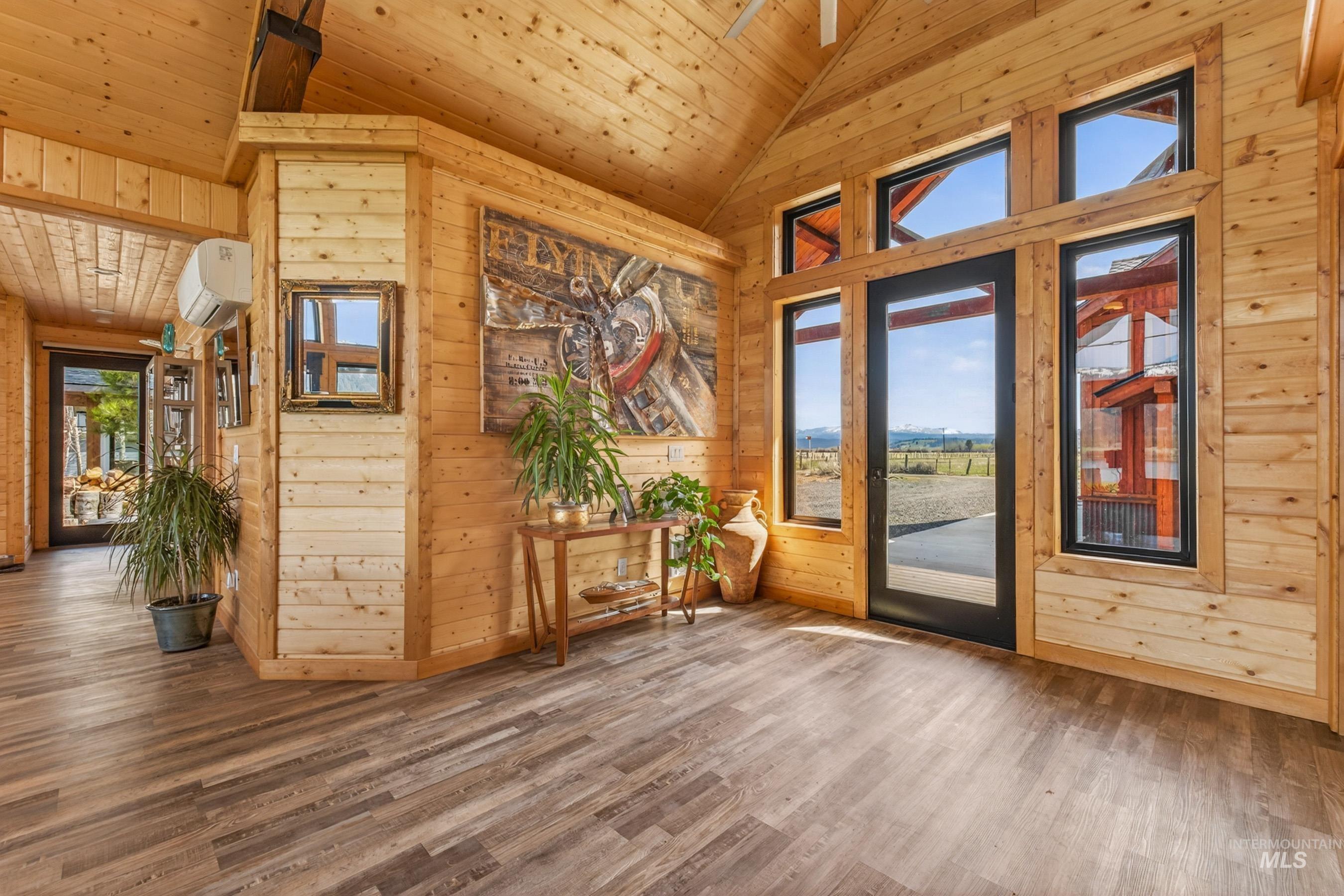 187 Lee Way, Donnelly, Idaho 83615, 3 Bedrooms, 2 Bathrooms, Residential For Sale, Price $3,700,000, 98984735