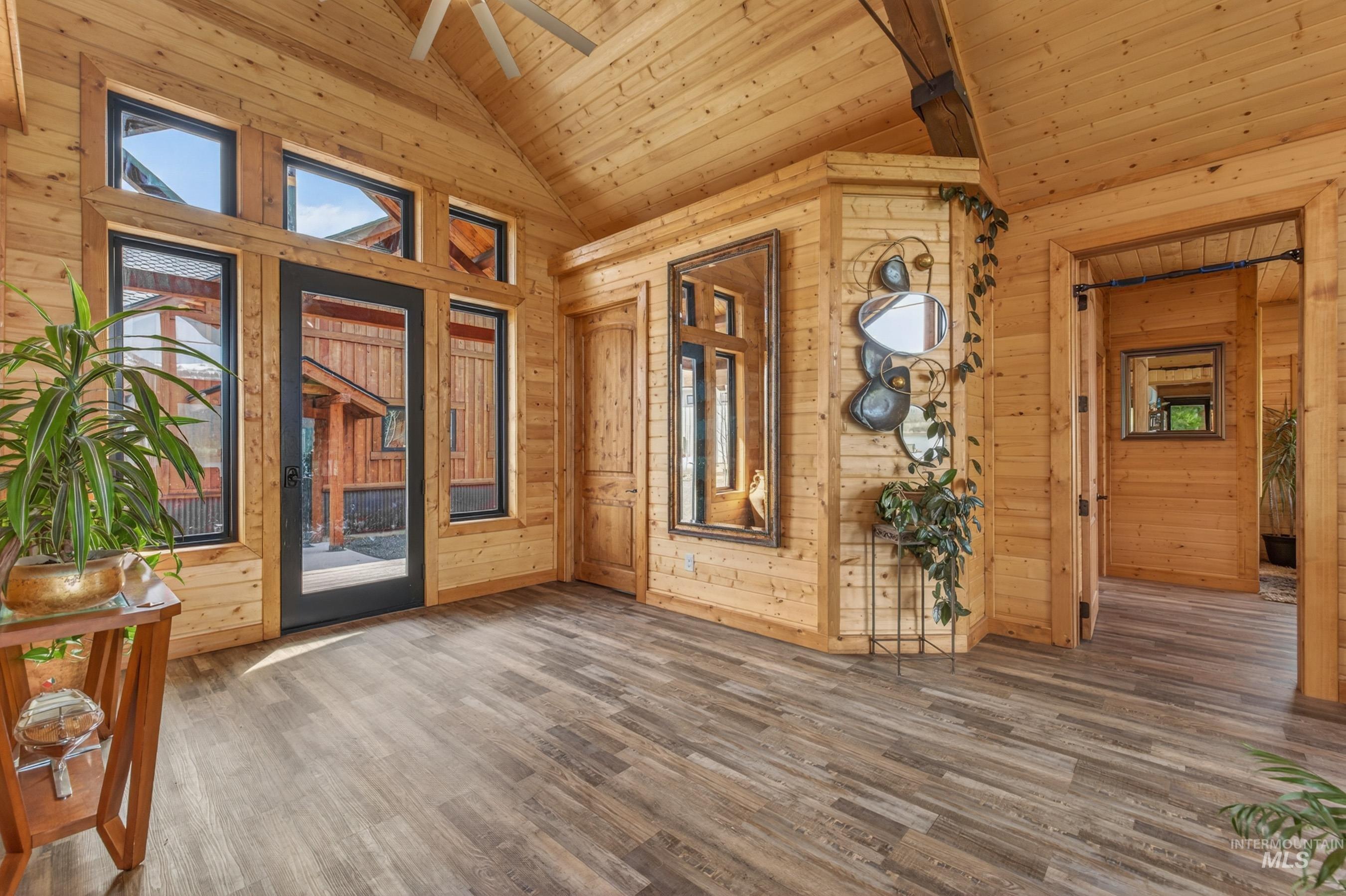 187 Lee Way, Donnelly, Idaho 83615, 3 Bedrooms, 2 Bathrooms, Residential For Sale, Price $3,700,000, 98984735