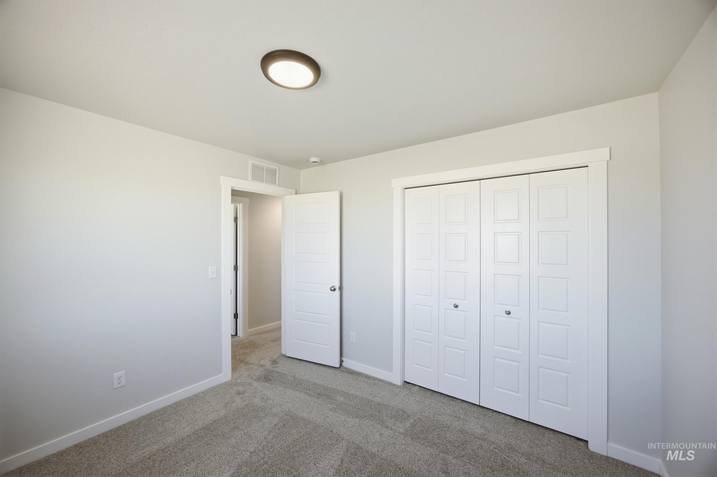 7326 W Trumbull Ct, Eagle, Idaho 83616, 3 Bedrooms, 2.5 Bathrooms, Residential For Sale, Price $519,990,MLS 98984737