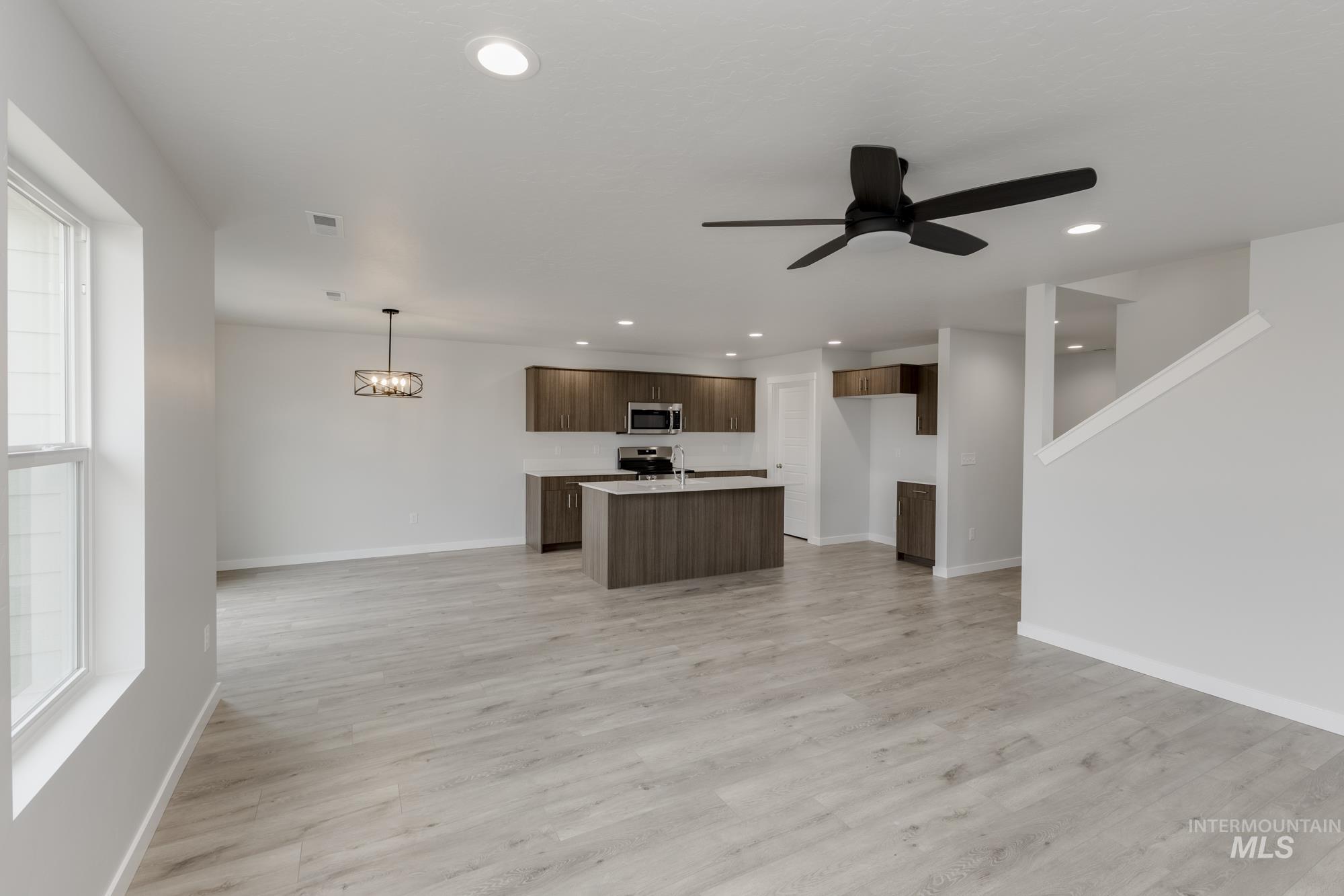 7326 W Trumbull Ct, Eagle, Idaho 83616, 3 Bedrooms, 2.5 Bathrooms, Residential For Sale, Price $529,990,MLS 98984737