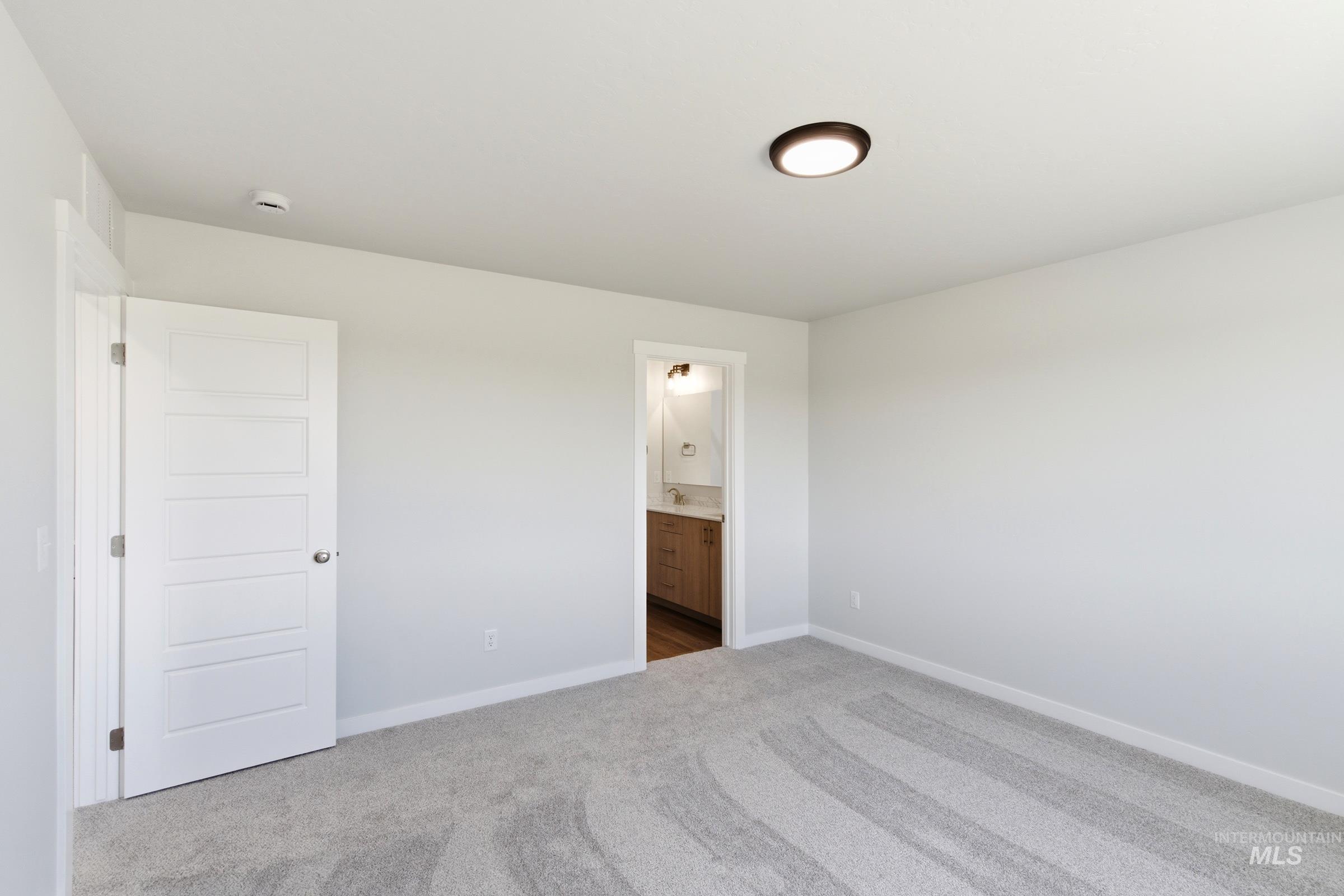 7471 W Trumbull Ct, Eagle, Idaho 83616, 3 Bedrooms, 2.5 Bathrooms, Residential For Sale, Price $490,990,MLS 98984739