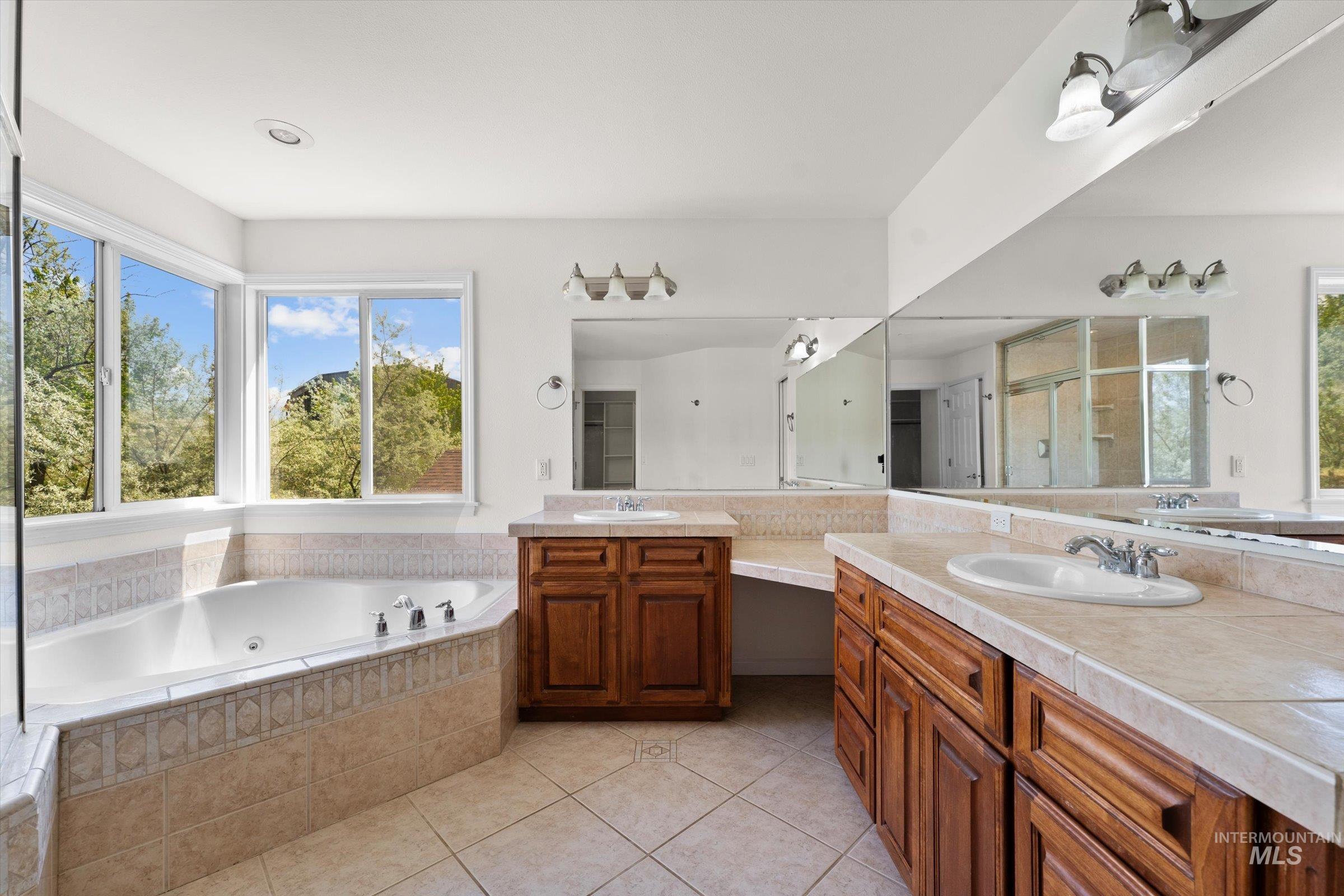 4720 N Curlew Pl, Eagle, Idaho 83616, 5 Bedrooms, 2.5 Bathrooms, Residential For Sale, Price $1,900,000,MLS 98984740