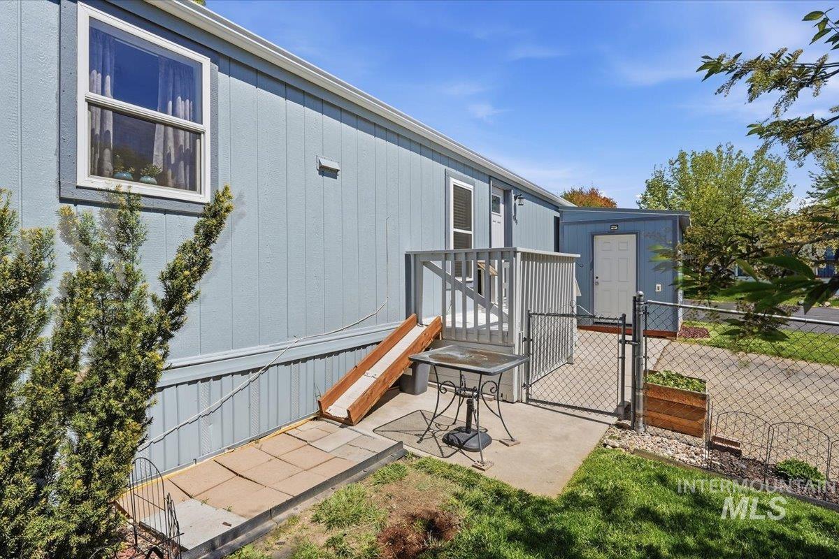 4018 Squall Valley Dr, Nampa, Idaho 83687, 3 Bedrooms, 2 Bathrooms, Residential For Sale, Price $125,000,MLS 98984741