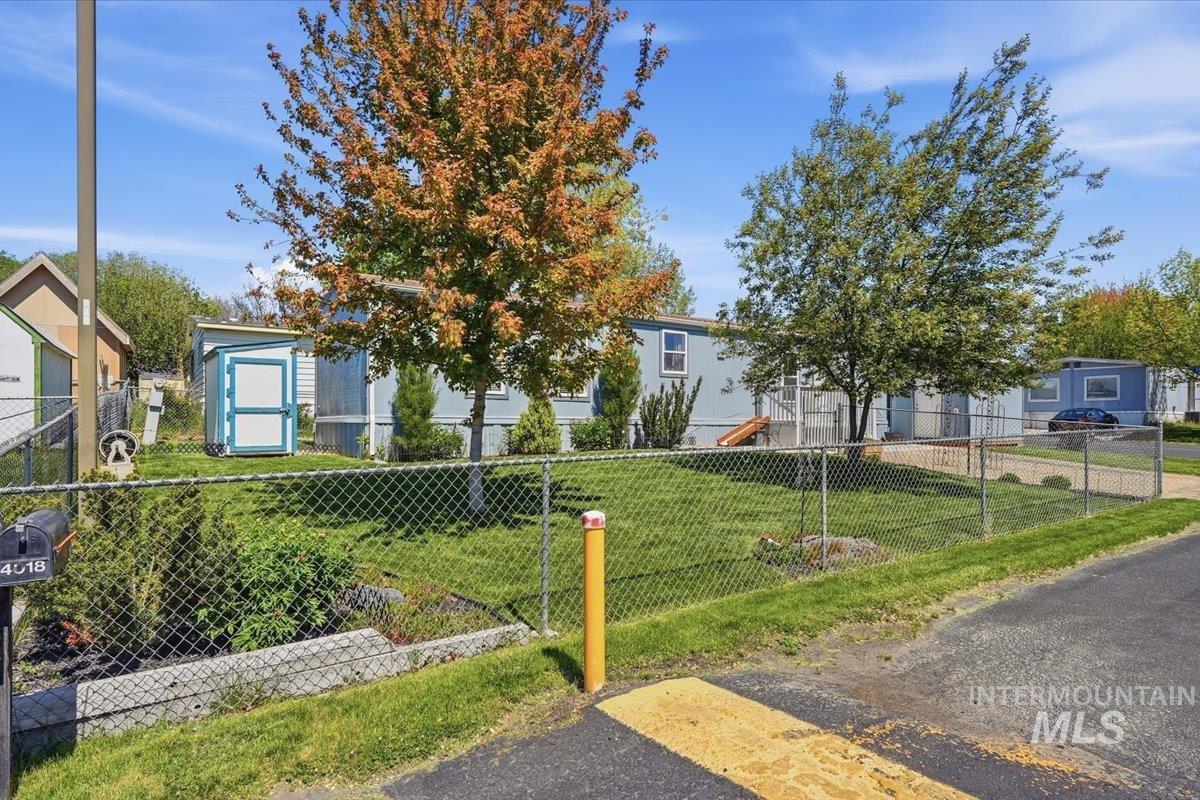 4018 Squall Valley Dr, Nampa, Idaho 83687, 3 Bedrooms, 2 Bathrooms, Residential For Sale, Price $125,000,MLS 98984741