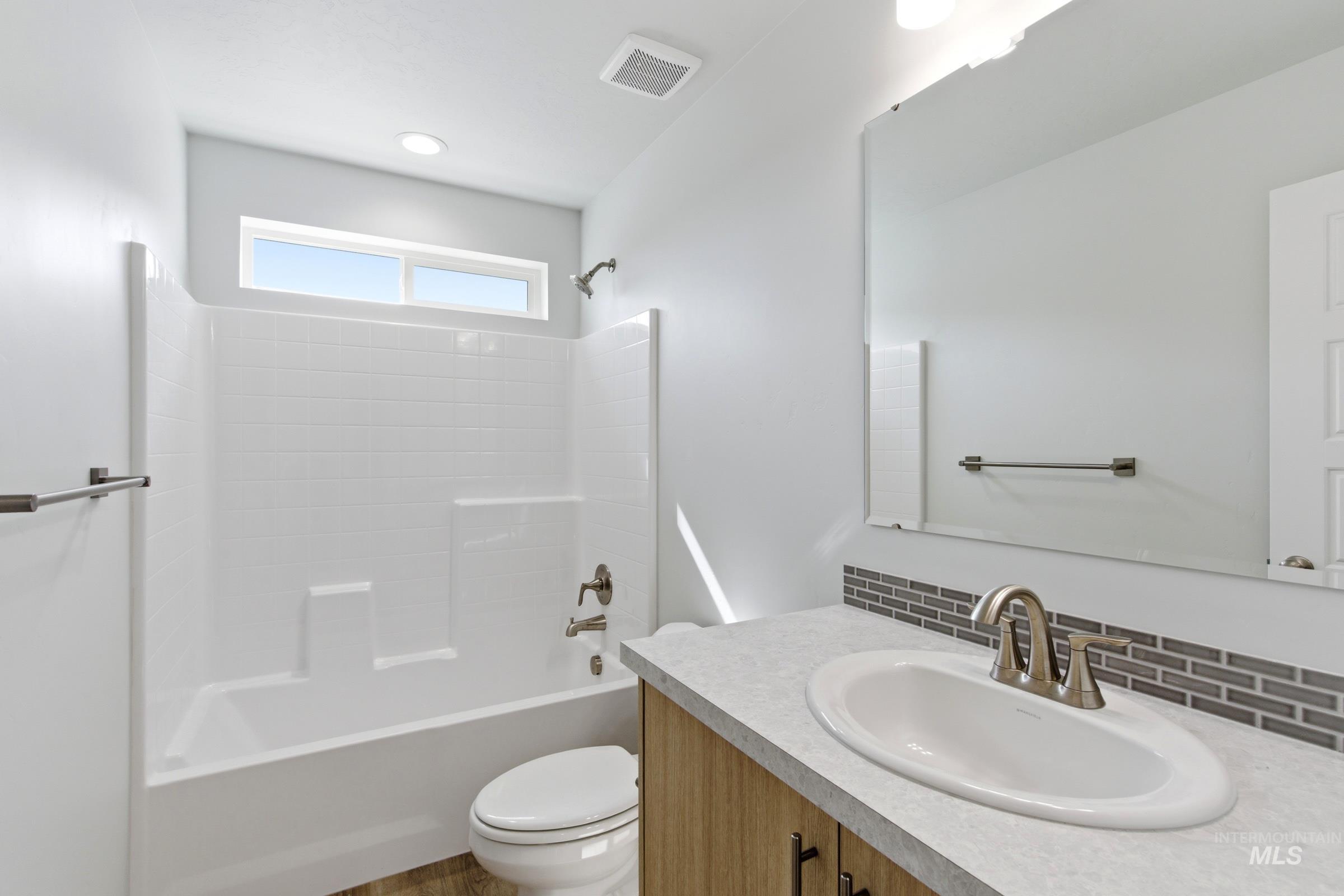 7462 W Trumbull Ct, Eagle, Idaho 83616, 3 Bedrooms, 2.5 Bathrooms, Residential For Sale, Price $504,990,MLS 98984742