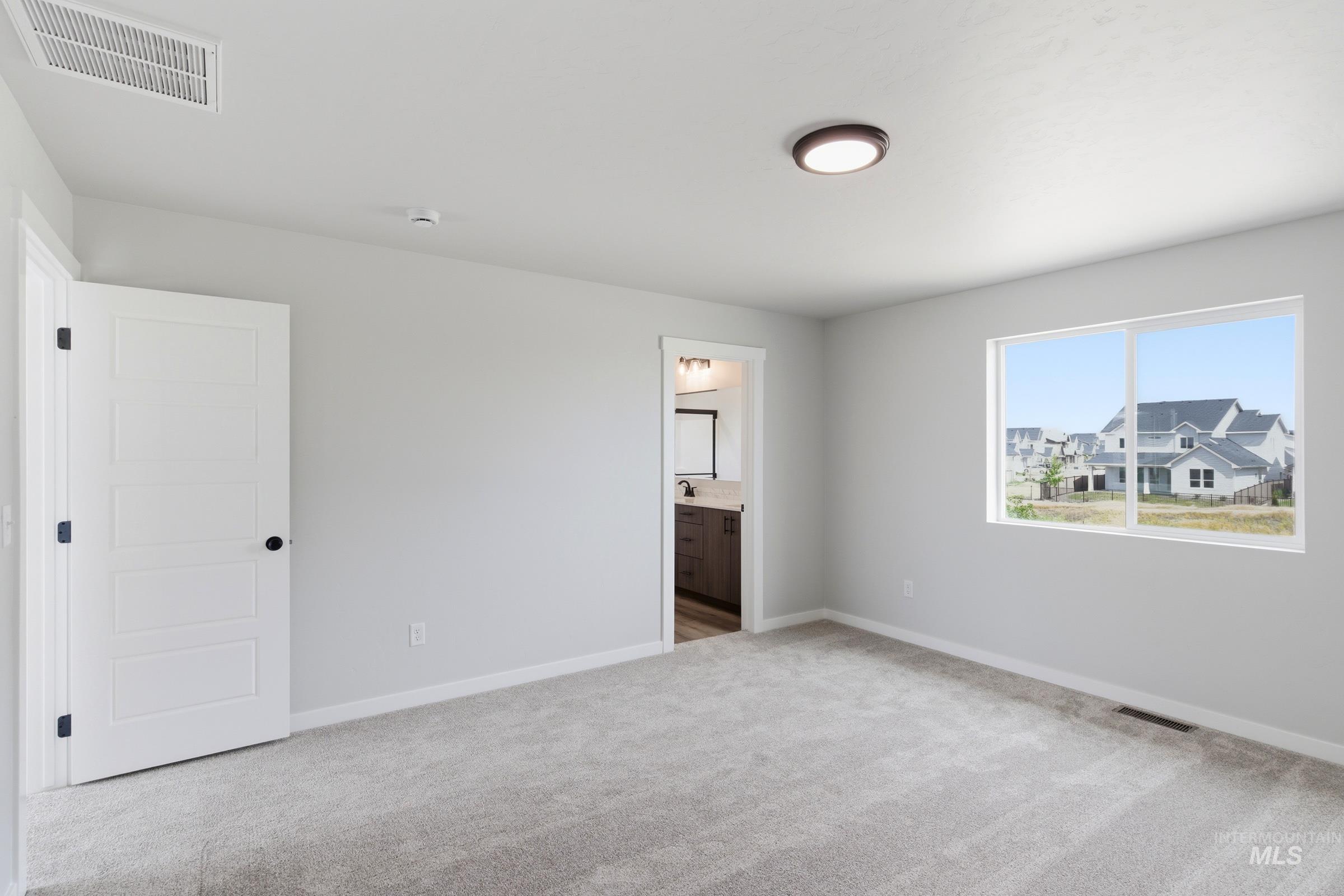 6608 W Plateau Creek Dr, Meridian, Idaho 83646, 4 Bedrooms, 2.5 Bathrooms, Residential For Sale, Price $489,990, 98984746