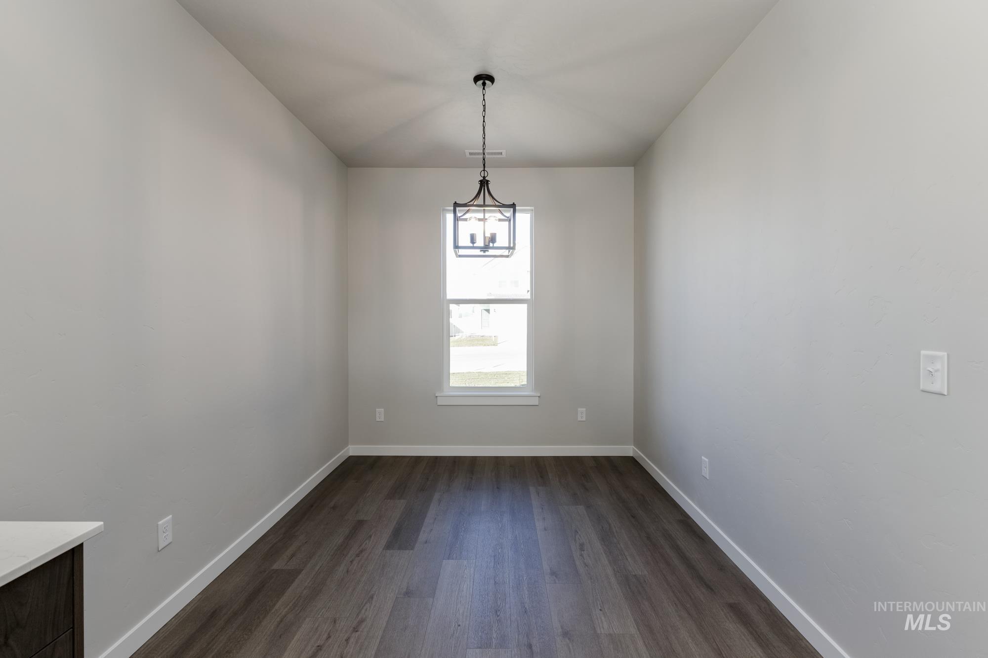 4432 N Alameda Creek Ave, Meridian, Idaho 83646, 3 Bedrooms, 2 Bathrooms, Residential For Sale, Price $444,990,MLS 98984750