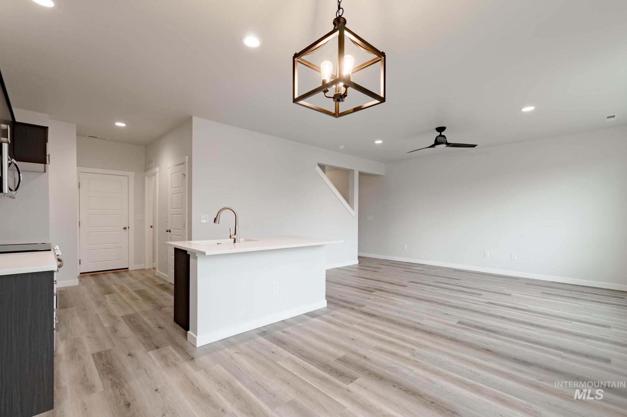 4384 N Alameda Creek Ave, Meridian, Idaho 83646, 3 Bedrooms, 2.5 Bathrooms, Residential For Sale, Price $452,990, 98984751
