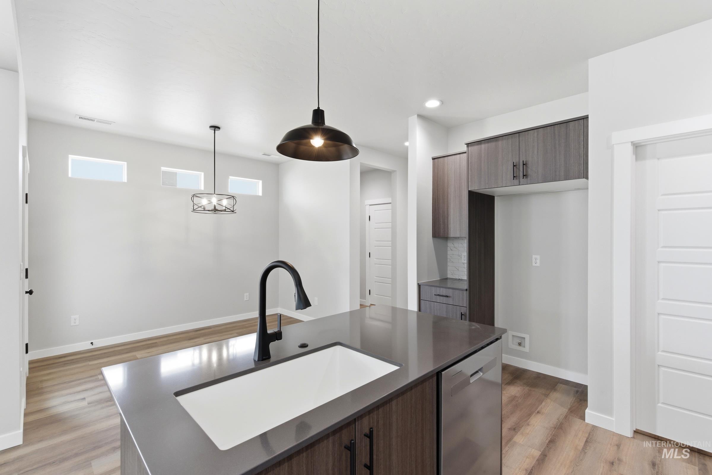 4242 N Camp Creek Ave, Meridian, Idaho 83646, 3 Bedrooms, 2.5 Bathrooms, Residential For Sale, Price $455,990, 98984752
