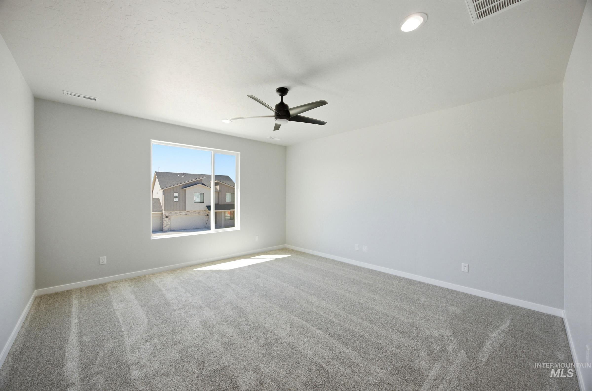 11806 W Snow Flower Dr, Star, Idaho 83669, 4 Bedrooms, 2 Bathrooms, Residential For Sale, Price $599,990, 98984753