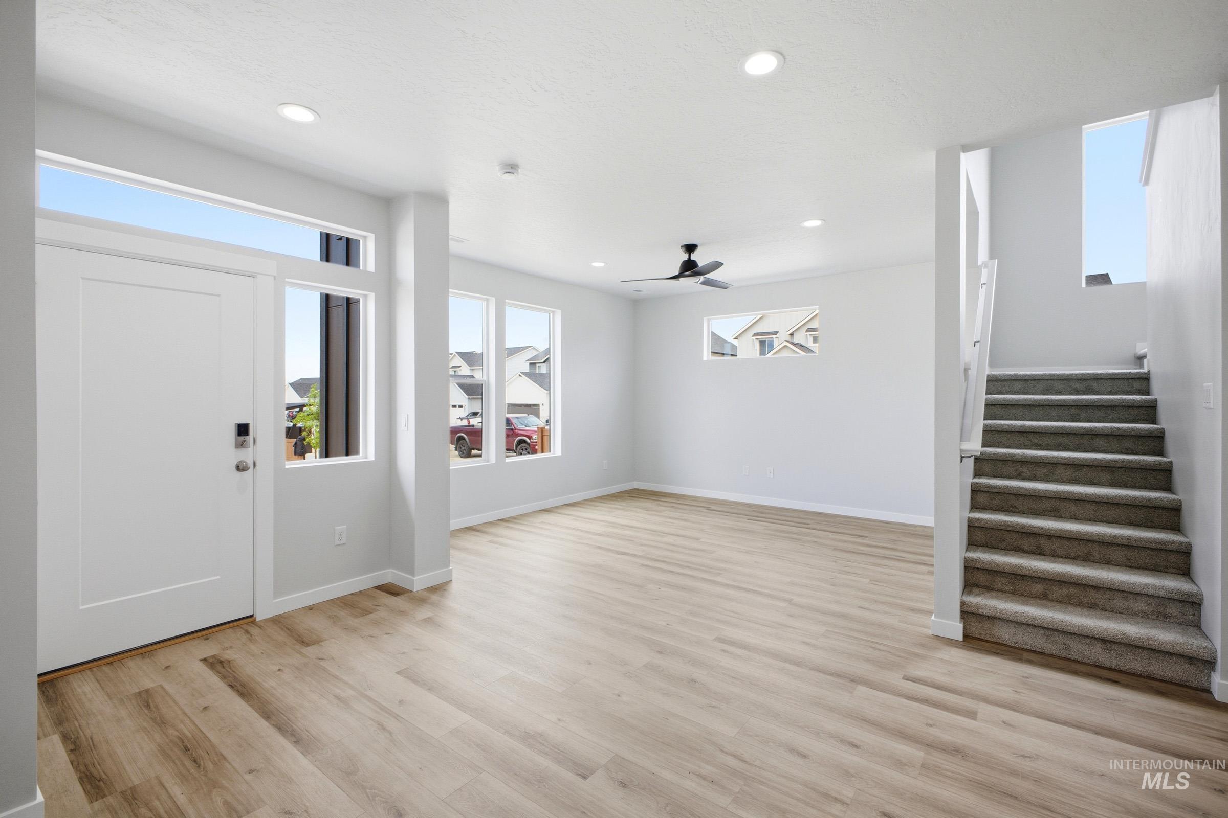 6751 S Spindlebush Ave, Boise, Idaho 83709, 3 Bedrooms, 2.5 Bathrooms, Residential For Sale, Price $435,990,MLS 98984755
