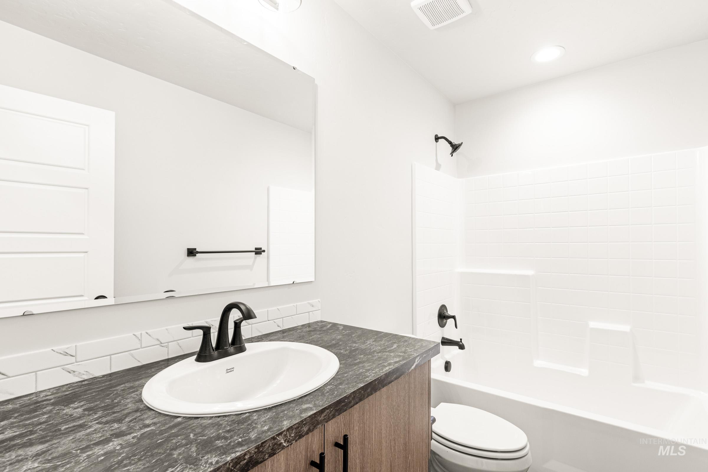 8381 S Tyrion Way, Kuna, Idaho 83634, 4 Bedrooms, 2 Bathrooms, Residential For Sale, Price $486,990,MLS 98984758