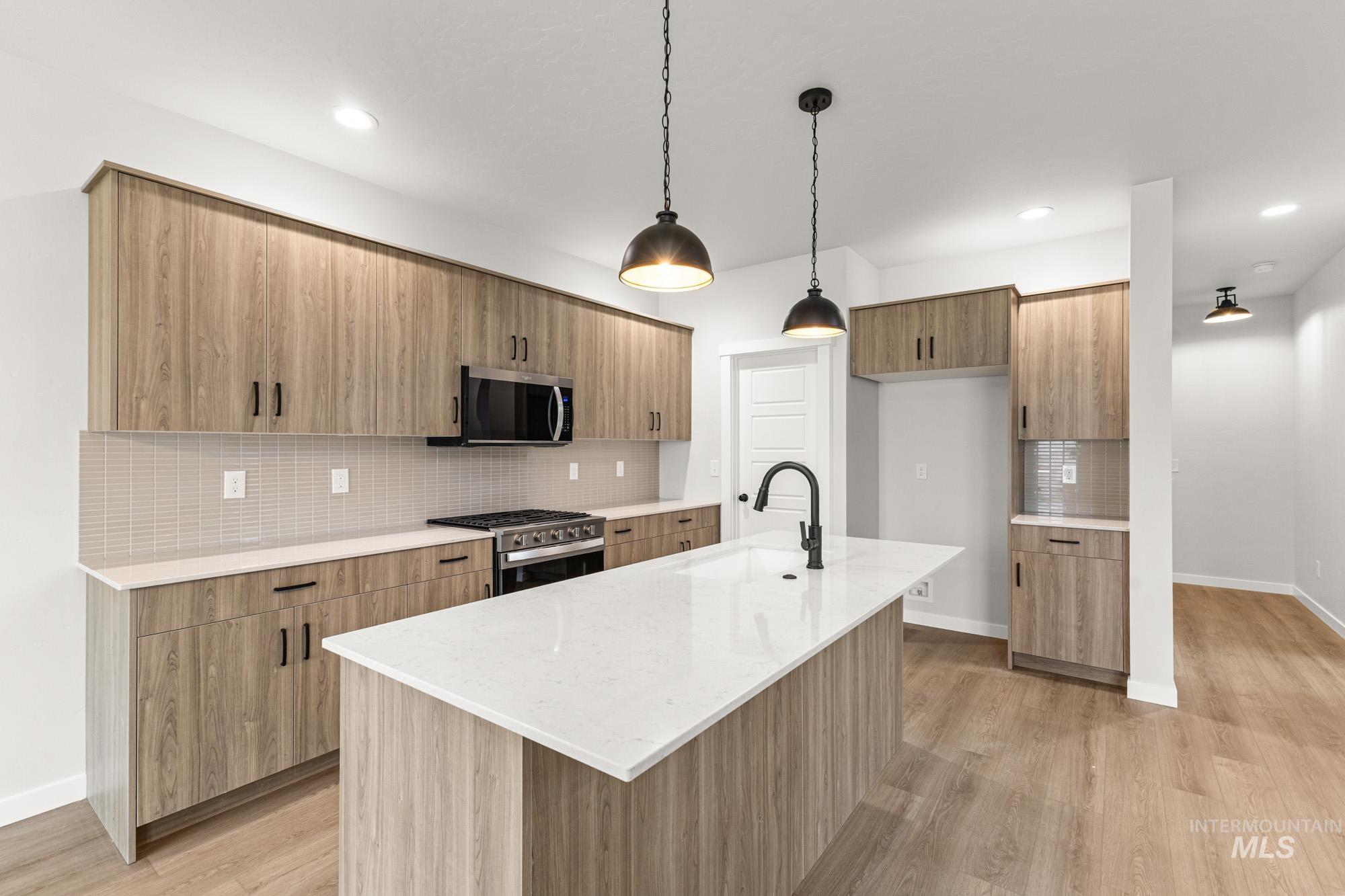 2126 S Border Way, Meridian, Idaho 83642, 4 Bedrooms, 2.5 Bathrooms, Residential For Sale, Price $534,990,MLS 98984760