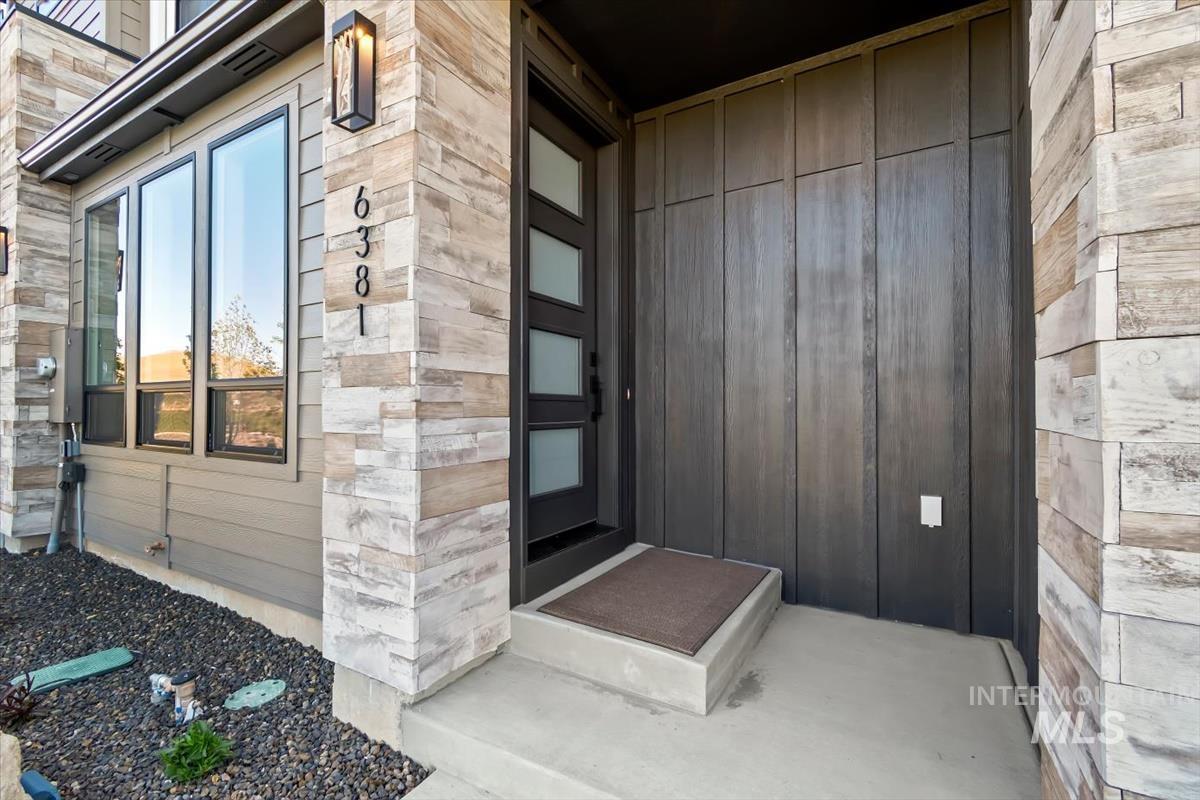 6381 N Birch Run Ln, Eagle, Idaho 83616, 3 Bedrooms, 2.5 Bathrooms, Residential For Sale, Price $519,800,MLS 98984764