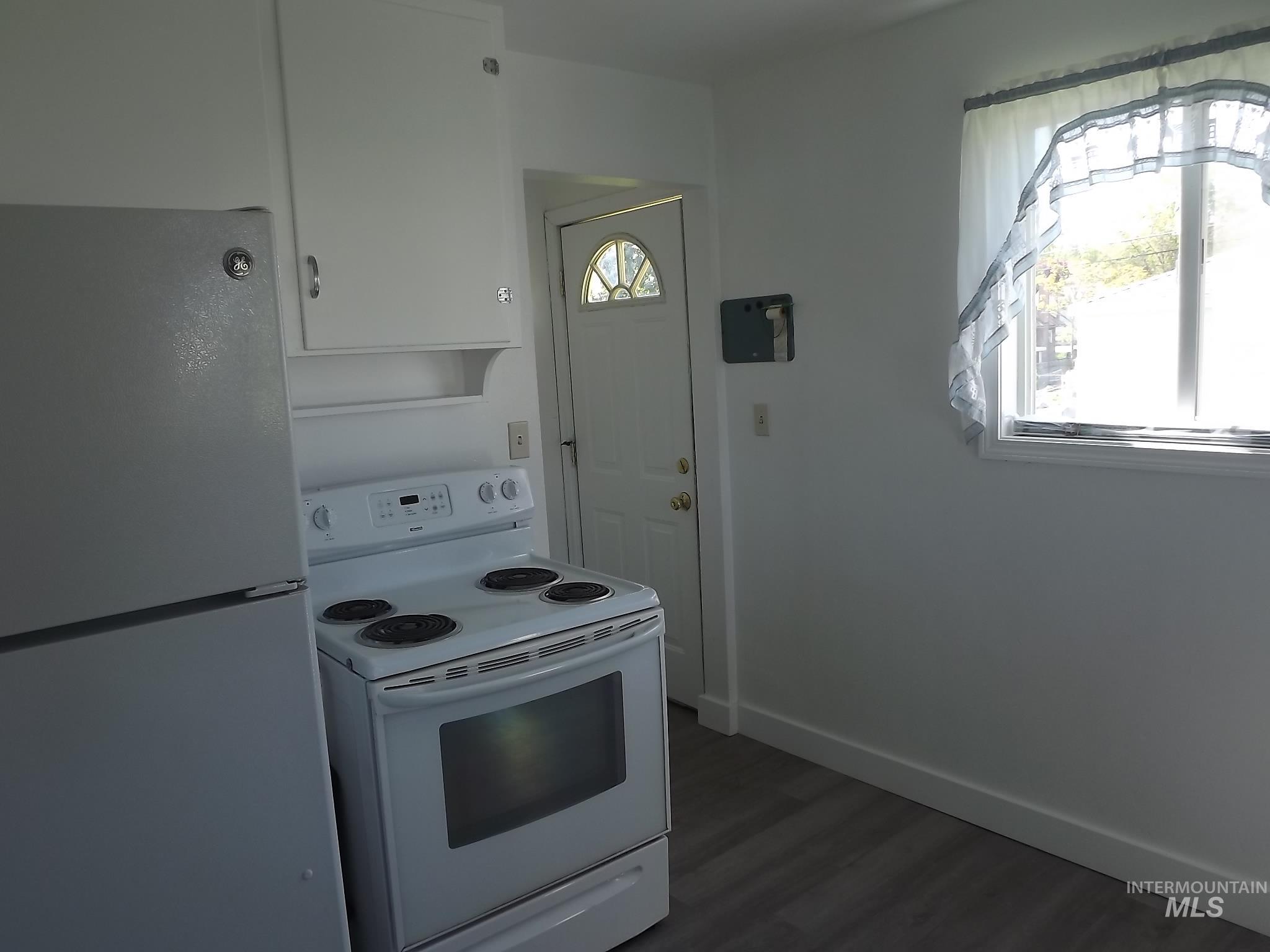 1804 10th Avenue, Lewiston, Idaho 83501, 2 Bedrooms, 1.5 Bathrooms, Residential For Sale, Price $269,900,MLS 98984766