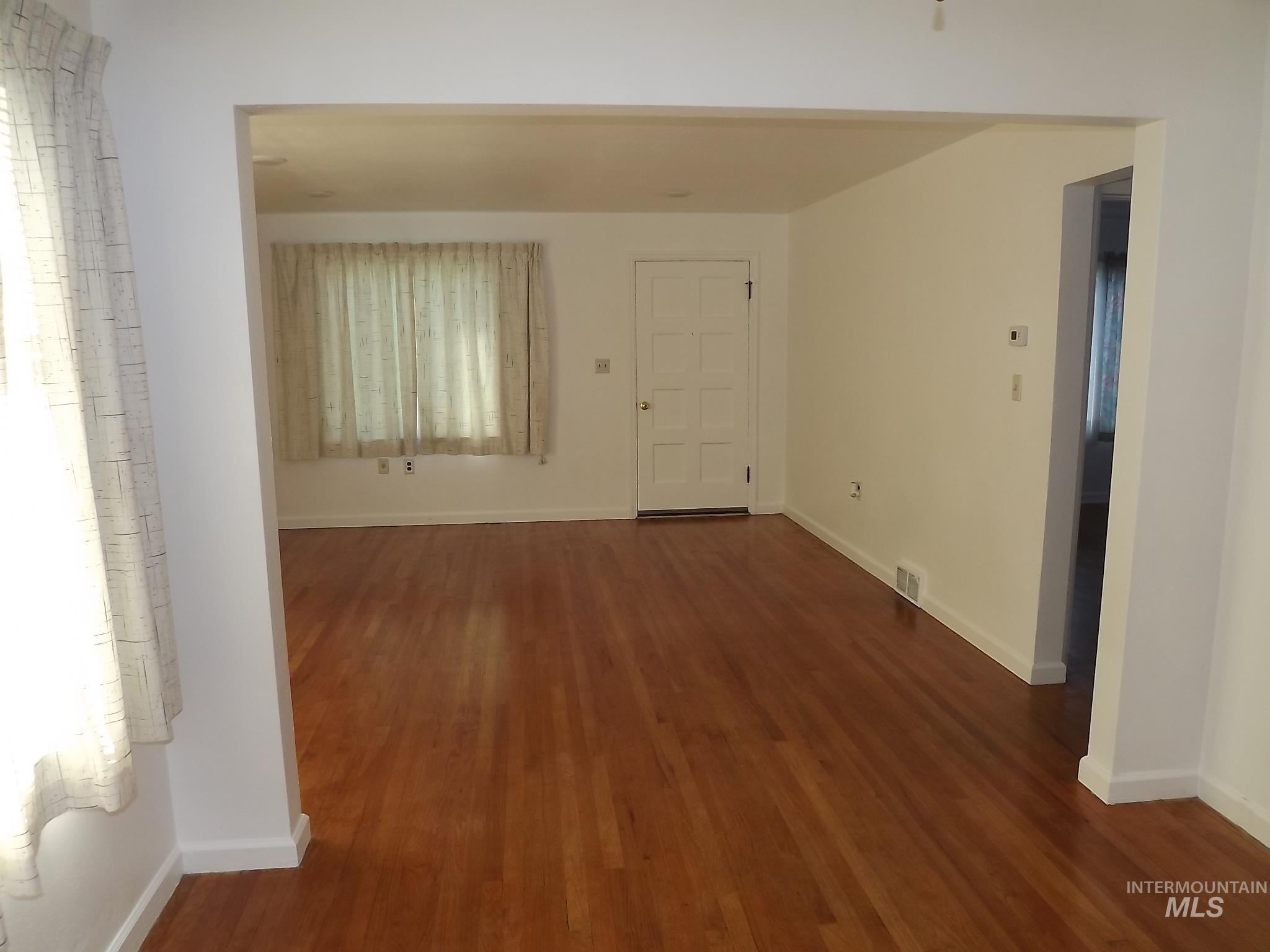 1804 10th Avenue, Lewiston, Idaho 83501, 2 Bedrooms, 1.5 Bathrooms, Residential For Sale, Price $269,900,MLS 98984766