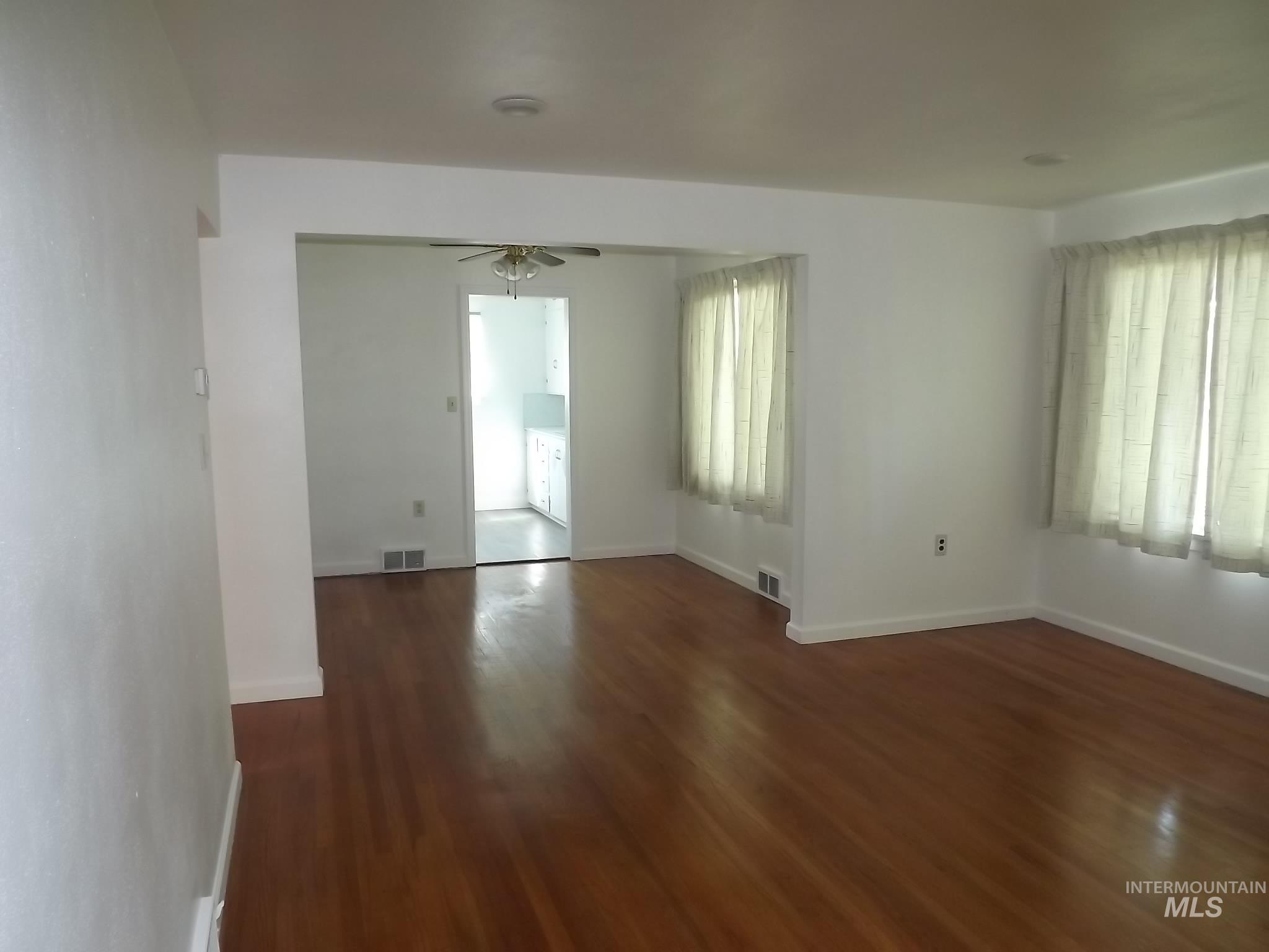 1804 10th Avenue, Lewiston, Idaho 83501, 2 Bedrooms, 1.5 Bathrooms, Residential For Sale, Price $269,900,MLS 98984766