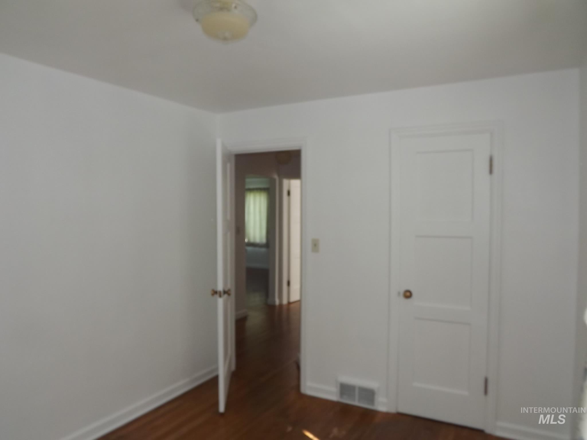 1804 10th Avenue, Lewiston, Idaho 83501, 2 Bedrooms, 1.5 Bathrooms, Residential For Sale, Price $269,900,MLS 98984766