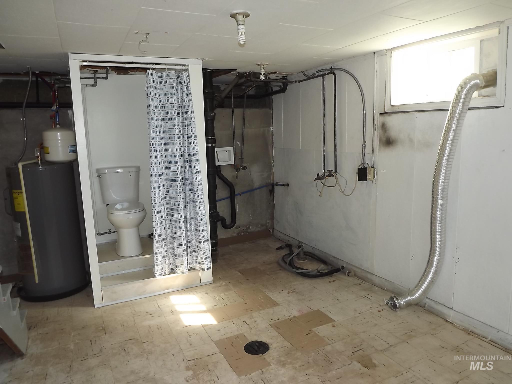 1804 10th Avenue, Lewiston, Idaho 83501, 2 Bedrooms, 1.5 Bathrooms, Residential For Sale, Price $269,900,MLS 98984766