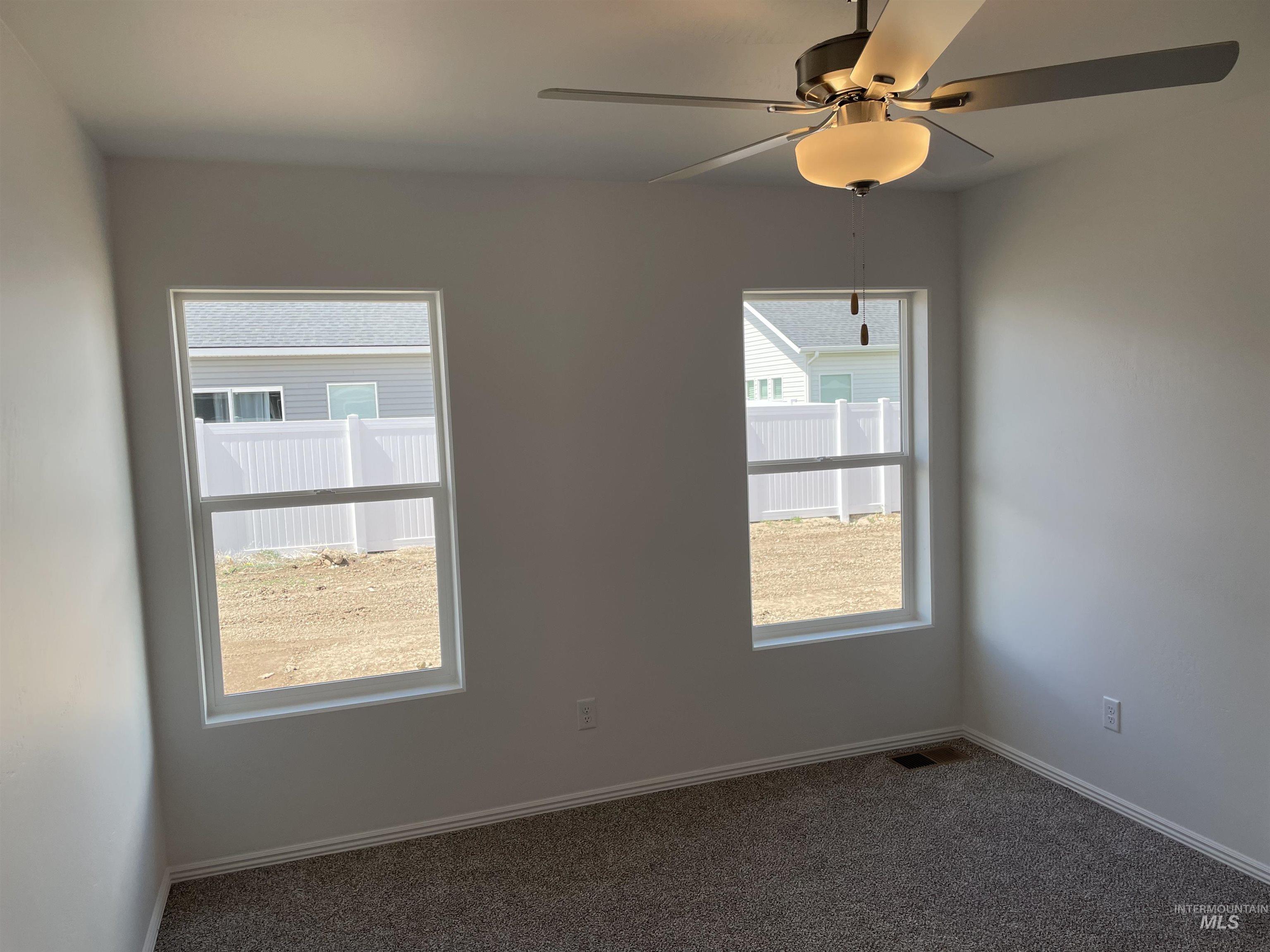 1147 Westwing Way, Twin Falls, Idaho 83301, 4 Bedrooms, 2 Bathrooms, Residential For Sale, Price $391,900,MLS 98984767