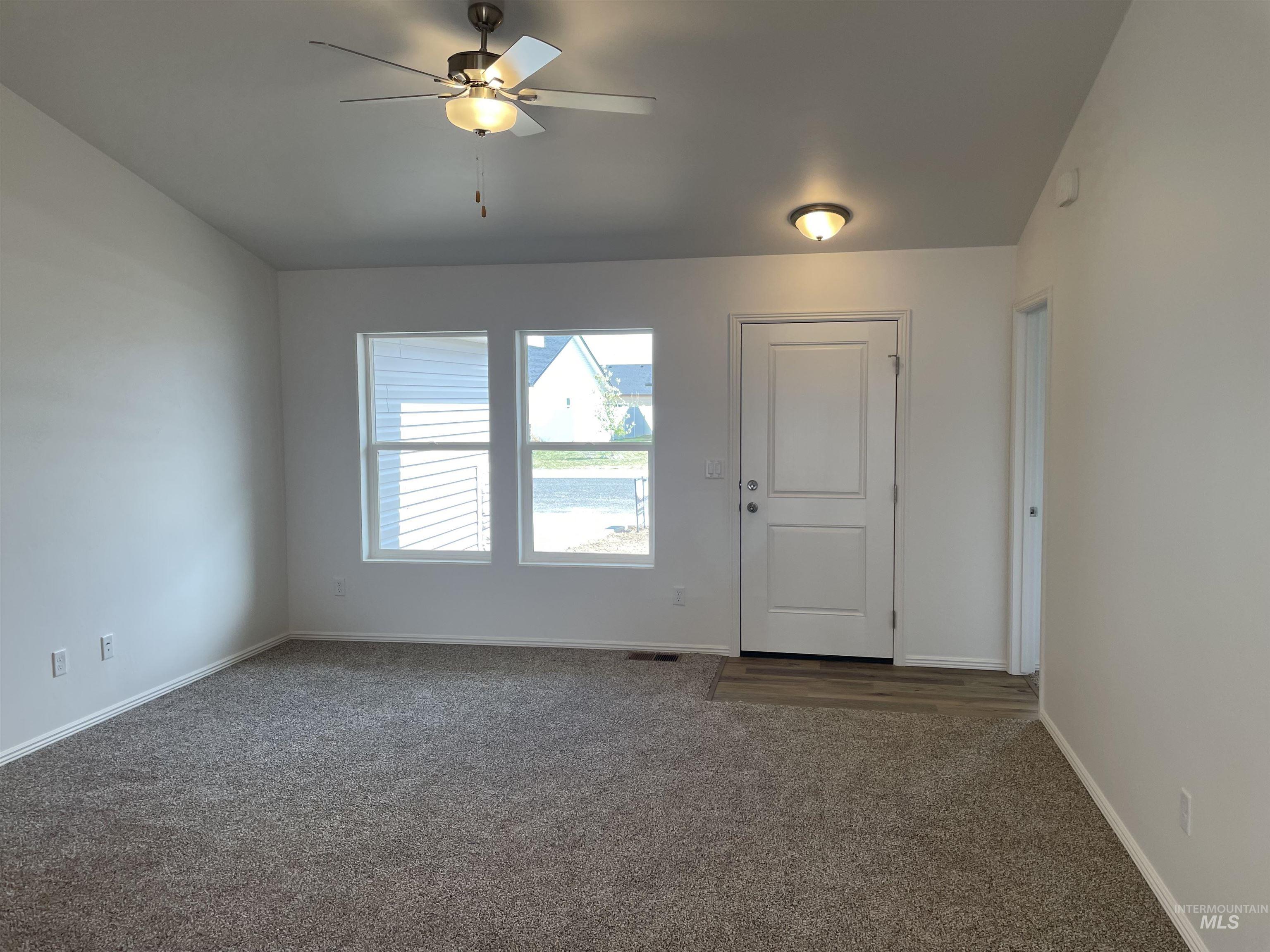 1147 Westwing Way, Twin Falls, Idaho 83301, 4 Bedrooms, 2 Bathrooms, Residential For Sale, Price $391,900,MLS 98984767