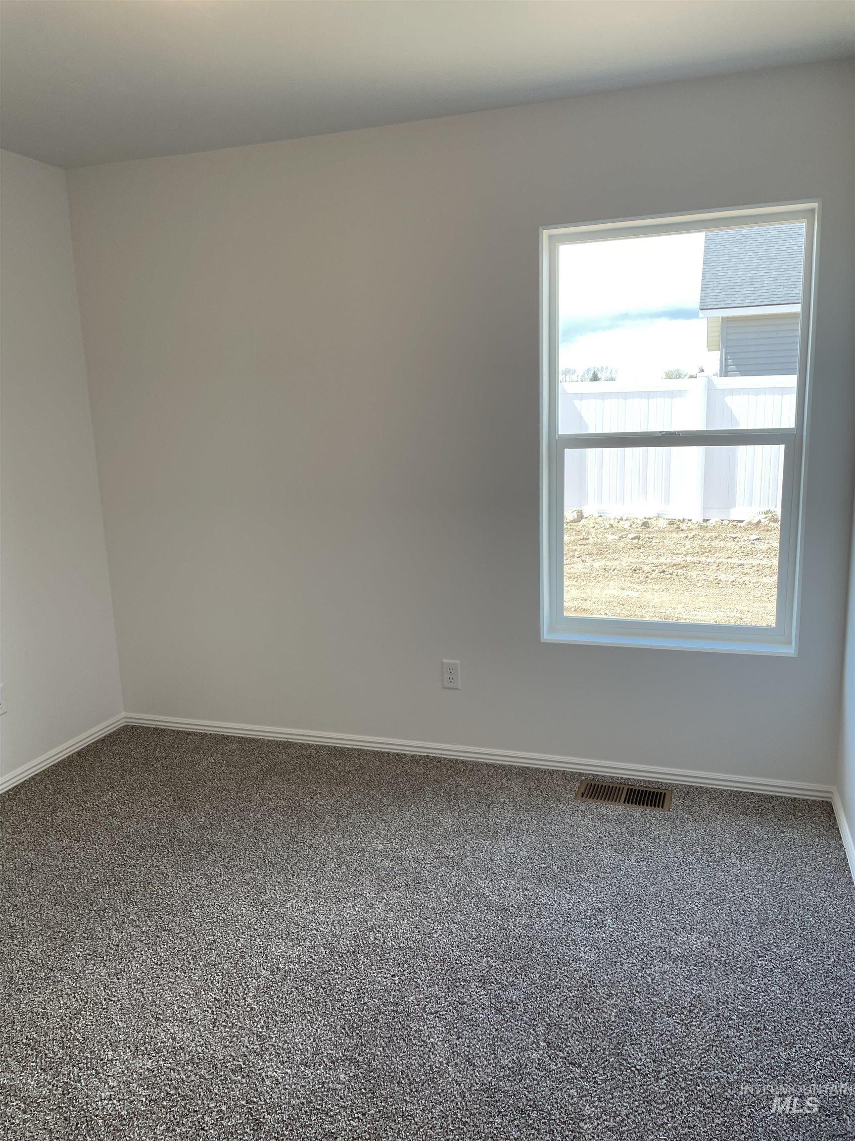 1147 Westwing Way, Twin Falls, Idaho 83301, 4 Bedrooms, 2 Bathrooms, Residential For Sale, Price $391,900,MLS 98984767