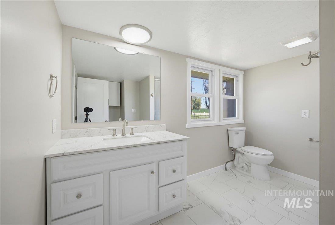 30013 Apple Val Rd, Parma, Idaho 83660, 3 Bedrooms, 2 Bathrooms, Residential For Sale, Price $529,000,MLS 98984768