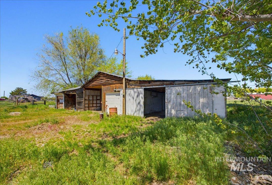 30013 Apple Val Rd, Parma, Idaho 83660, 3 Bedrooms, 2 Bathrooms, Residential For Sale, Price $529,000,MLS 98984768