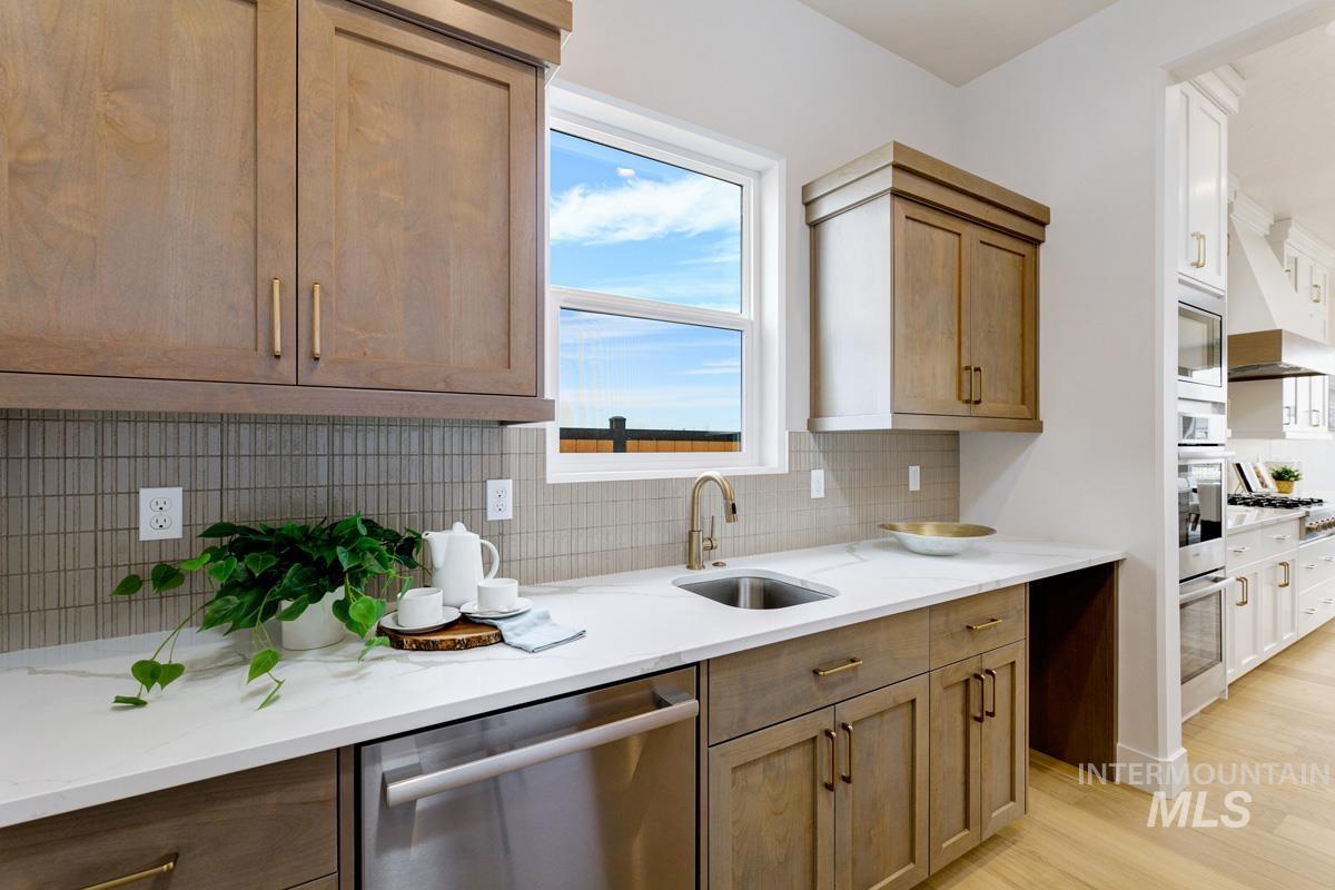 13498 N Spring Creek Way, Boise, Idaho 83714, 3 Bedrooms, 2.5 Bathrooms, Residential For Sale, Price $1,223,685,MLS 98984770