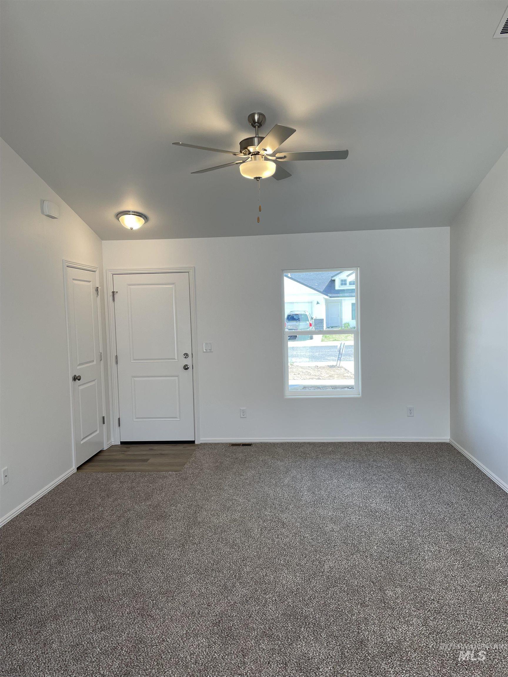 1165 Westwing Way, Twin Falls, Idaho 83301, 3 Bedrooms, 2 Bathrooms, Residential For Sale, Price $359,900,MLS 98984771