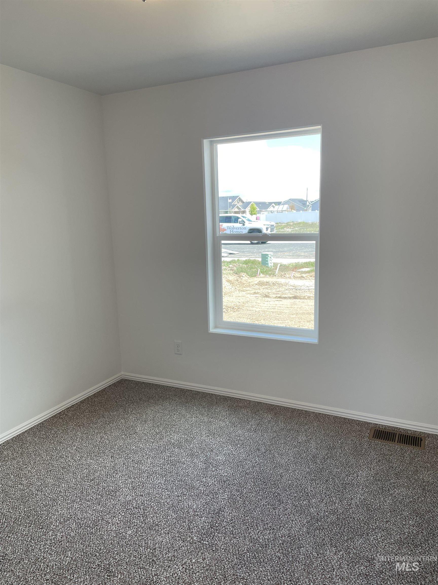 1165 Westwing Way, Twin Falls, Idaho 83301, 3 Bedrooms, 2 Bathrooms, Residential For Sale, Price $359,900,MLS 98984771