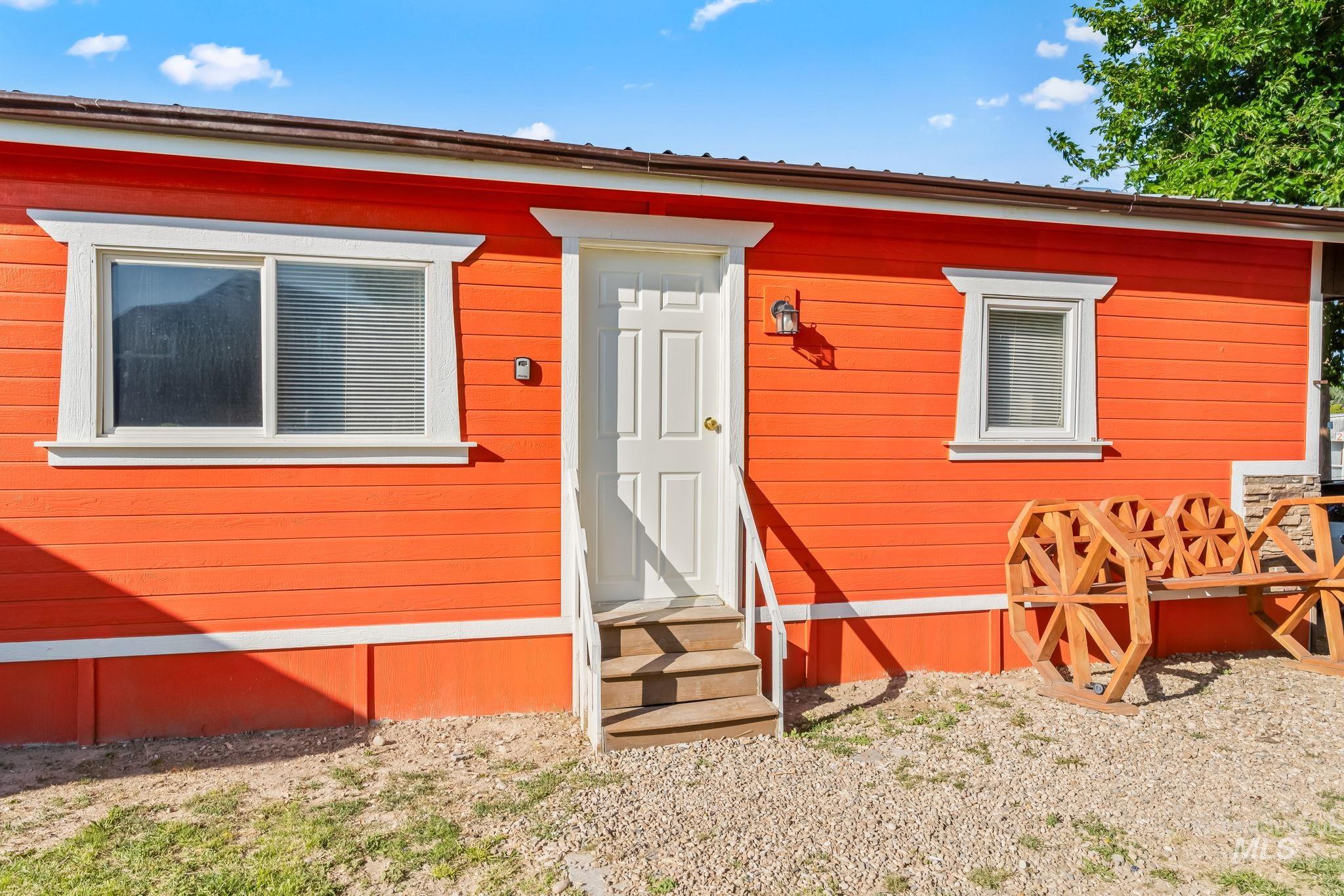 20106 Lower Pleasant Ridge Rd., Caldwell, Idaho 83607, 2 Bedrooms, 1 Bathroom, Residential For Sale, Price $49,000,MLS 98984772
