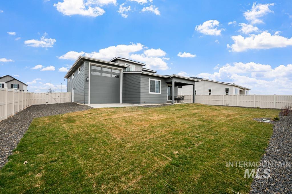 2333 N Asner Ave, Star, Idaho 83669, 4 Bedrooms, 3.5 Bathrooms, Residential For Sale, Price $629,990,MLS 98984773