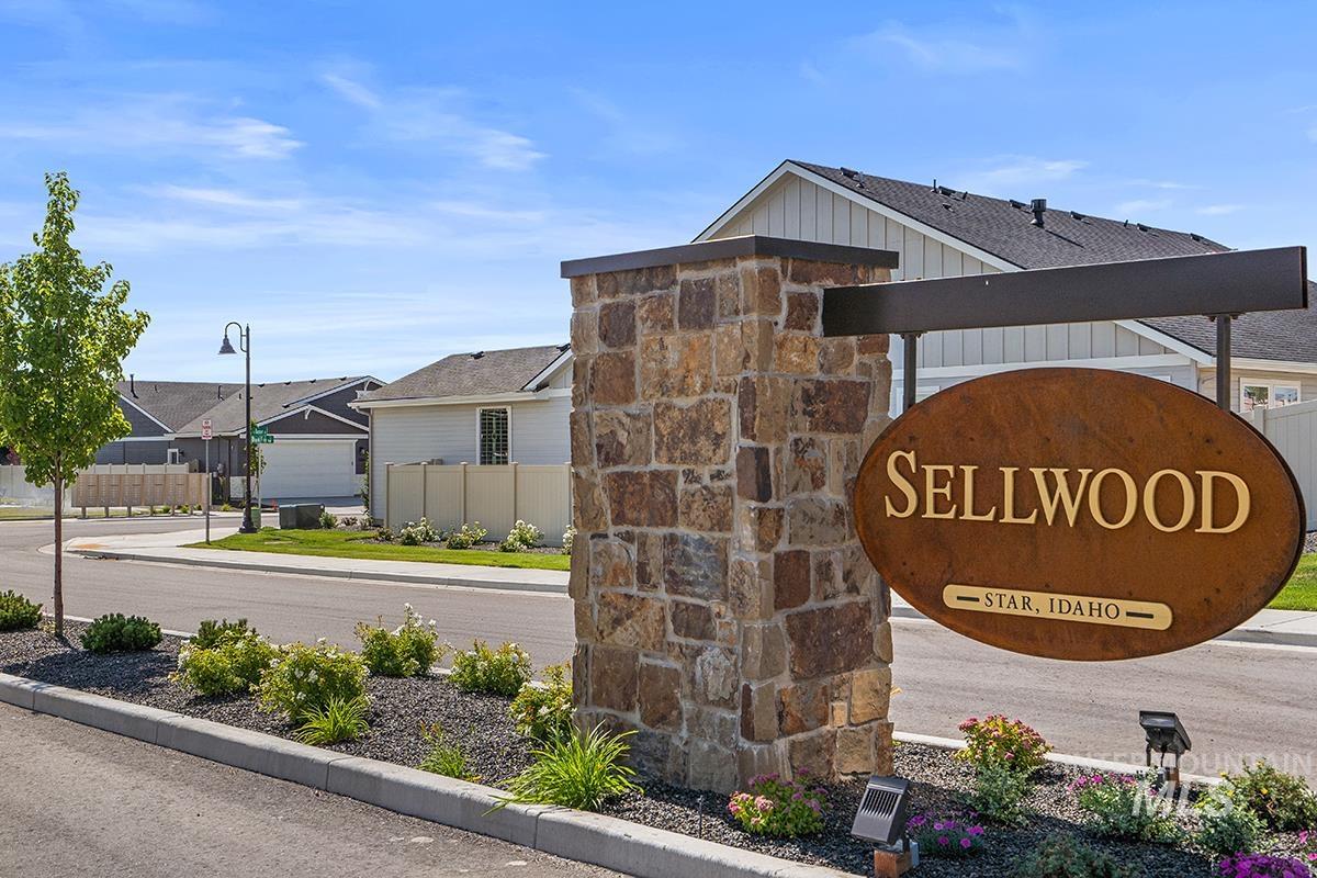 2333 N Asner Ave, Star, Idaho 83669, 4 Bedrooms, 3.5 Bathrooms, Residential For Sale, Price $629,990,MLS 98984773