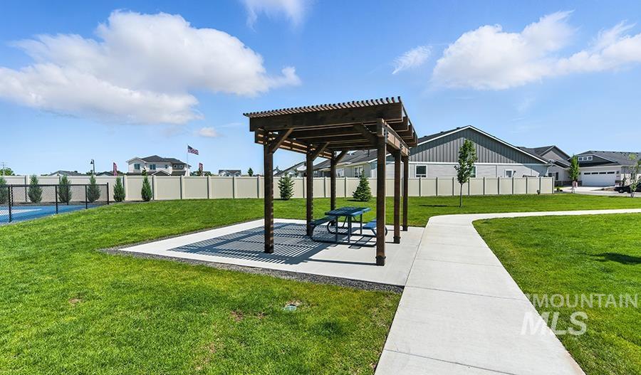 2333 N Asner Ave, Star, Idaho 83669, 4 Bedrooms, 3.5 Bathrooms, Residential For Sale, Price $629,990,MLS 98984773