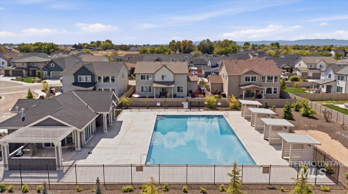 11217 Aspen Hill Dr, Caldwell, Idaho 83605, 4 Bedrooms, 3 Bathrooms, Residential For Sale, Price $450,000,MLS 98984775