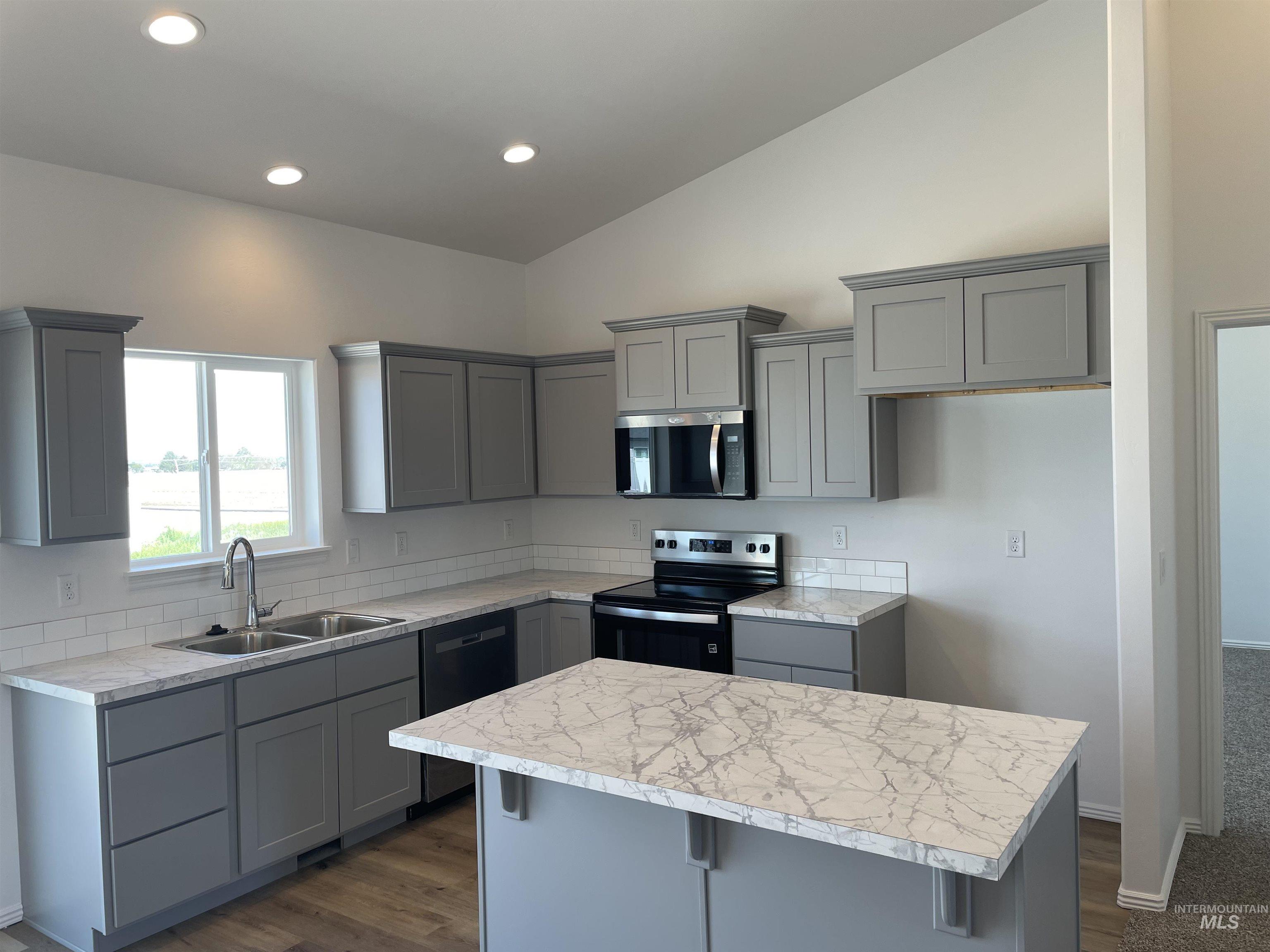 503 Carson Dr, Twin Falls, Idaho 83301, 3 Bedrooms, 2 Bathrooms, Residential For Sale, Price $344,900,MLS 98984776