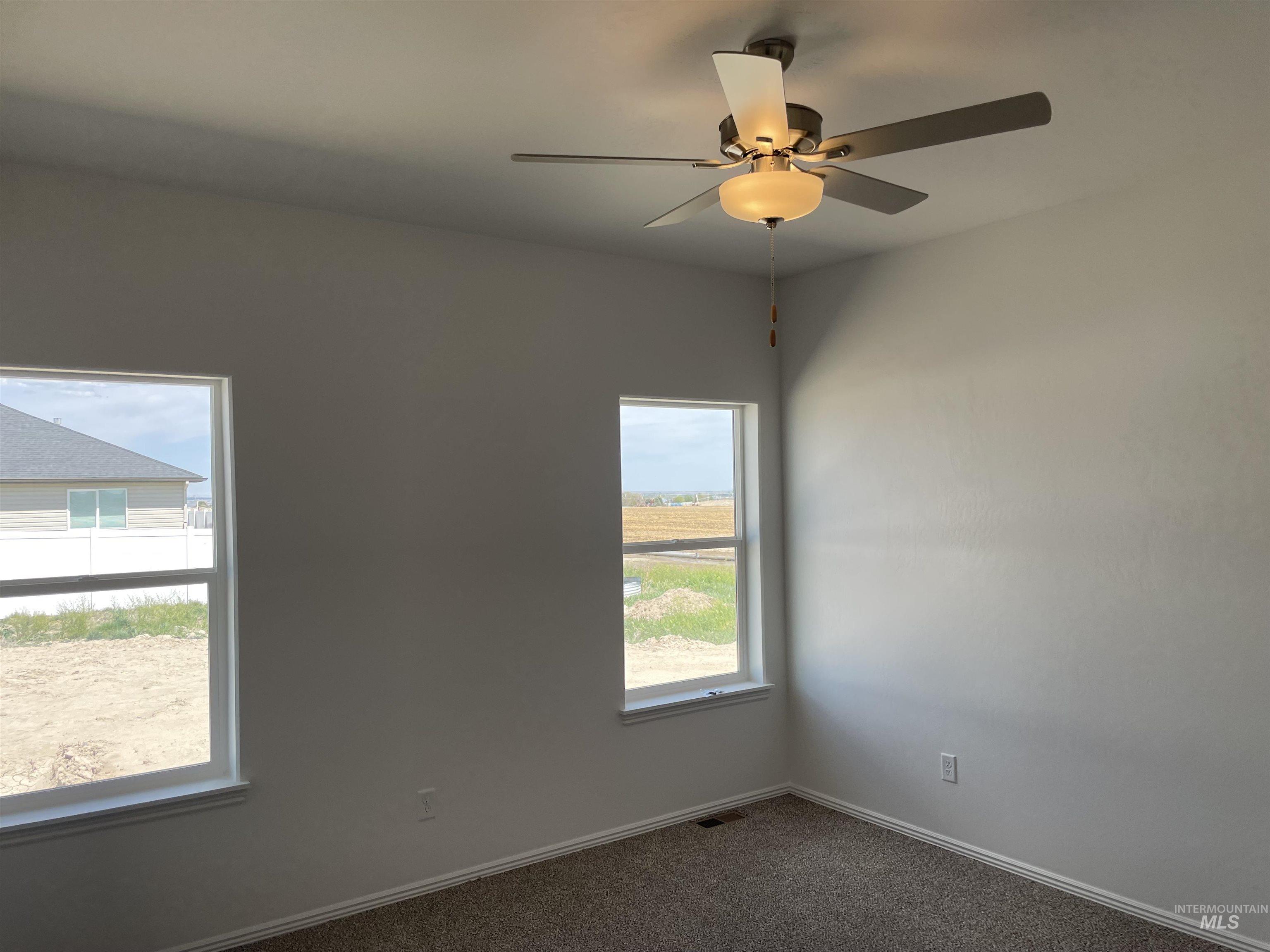 503 Carson Dr, Twin Falls, Idaho 83301, 3 Bedrooms, 2 Bathrooms, Residential For Sale, Price $344,900,MLS 98984776
