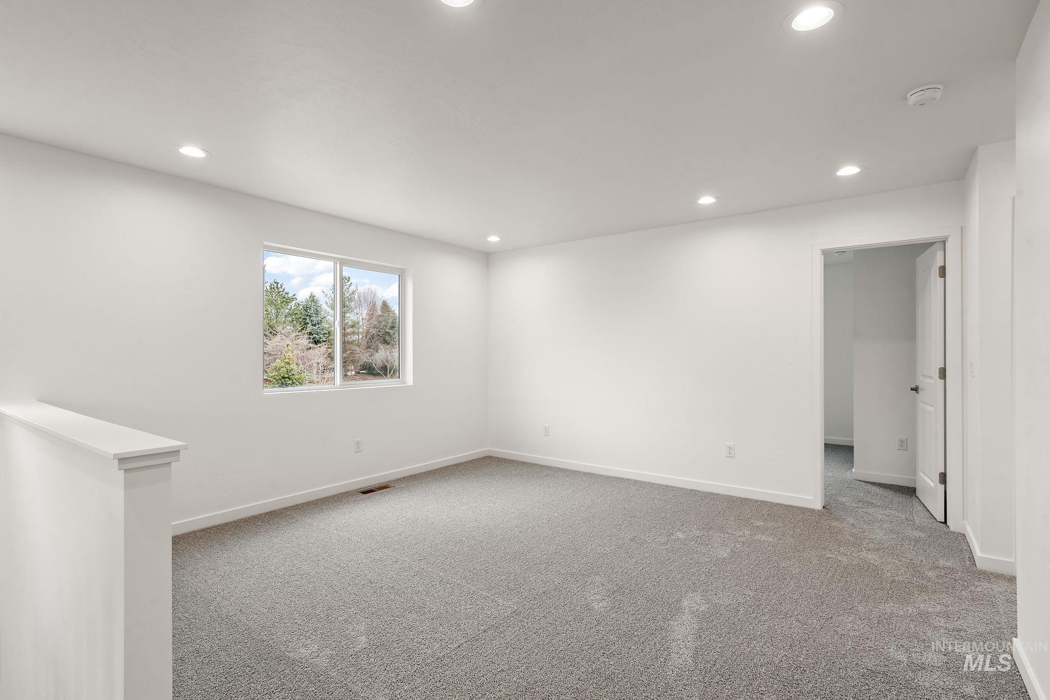 10561 W Trailheights St, Star, Idaho 83669, 3 Bedrooms, 2.5 Bathrooms, Residential For Sale, Price $609,990,MLS 98984777