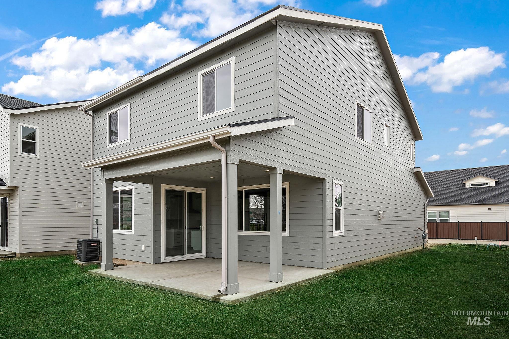 10561 W Trailheights St, Star, Idaho 83669, 3 Bedrooms, 2.5 Bathrooms, Residential For Sale, Price $609,990,MLS 98984777