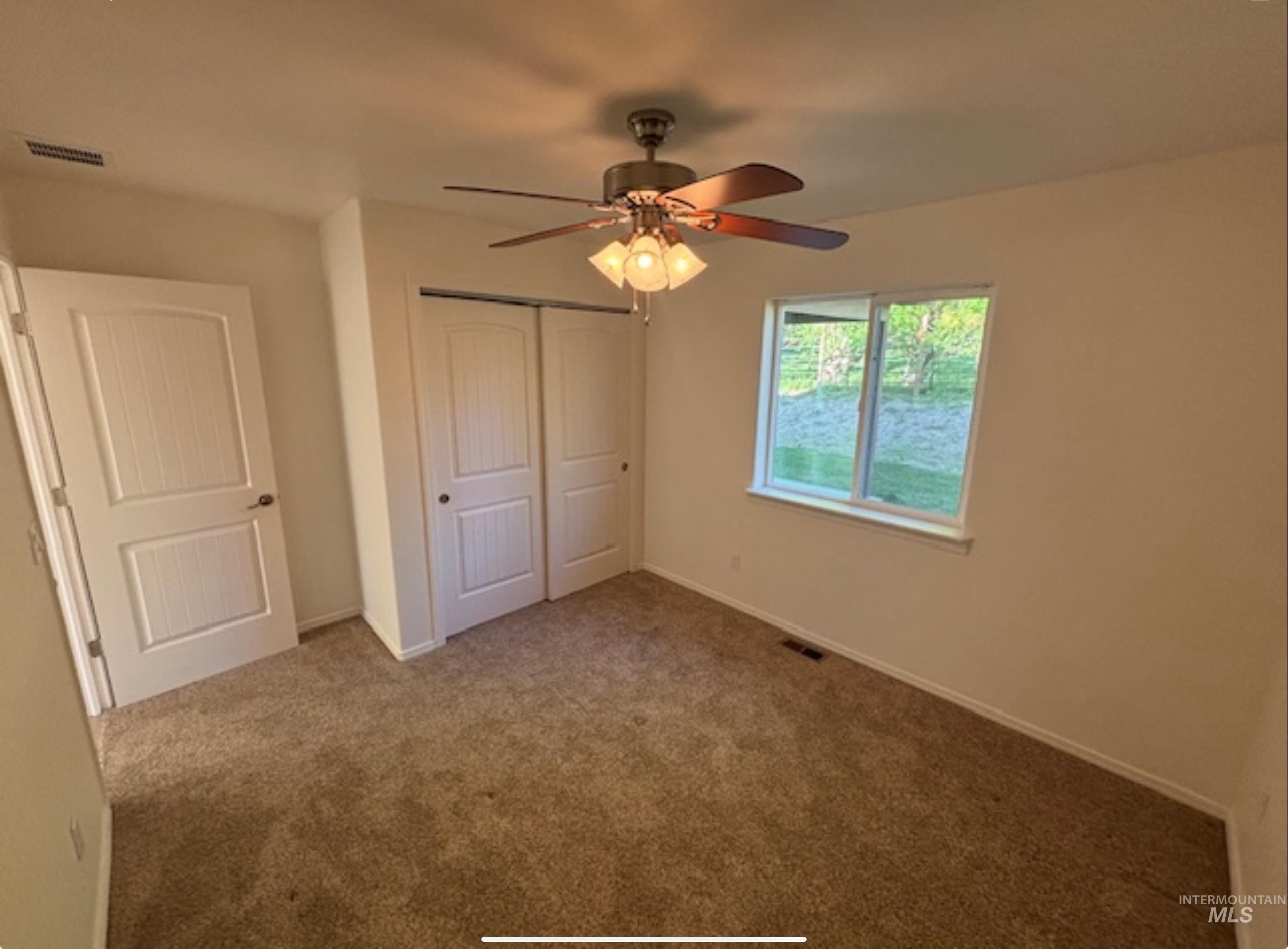 200 River Rock Place, Hagerman, Idaho 83332, 3 Bedrooms, 2 Bathrooms, Residential For Sale, Price $360,000,MLS 98984778
