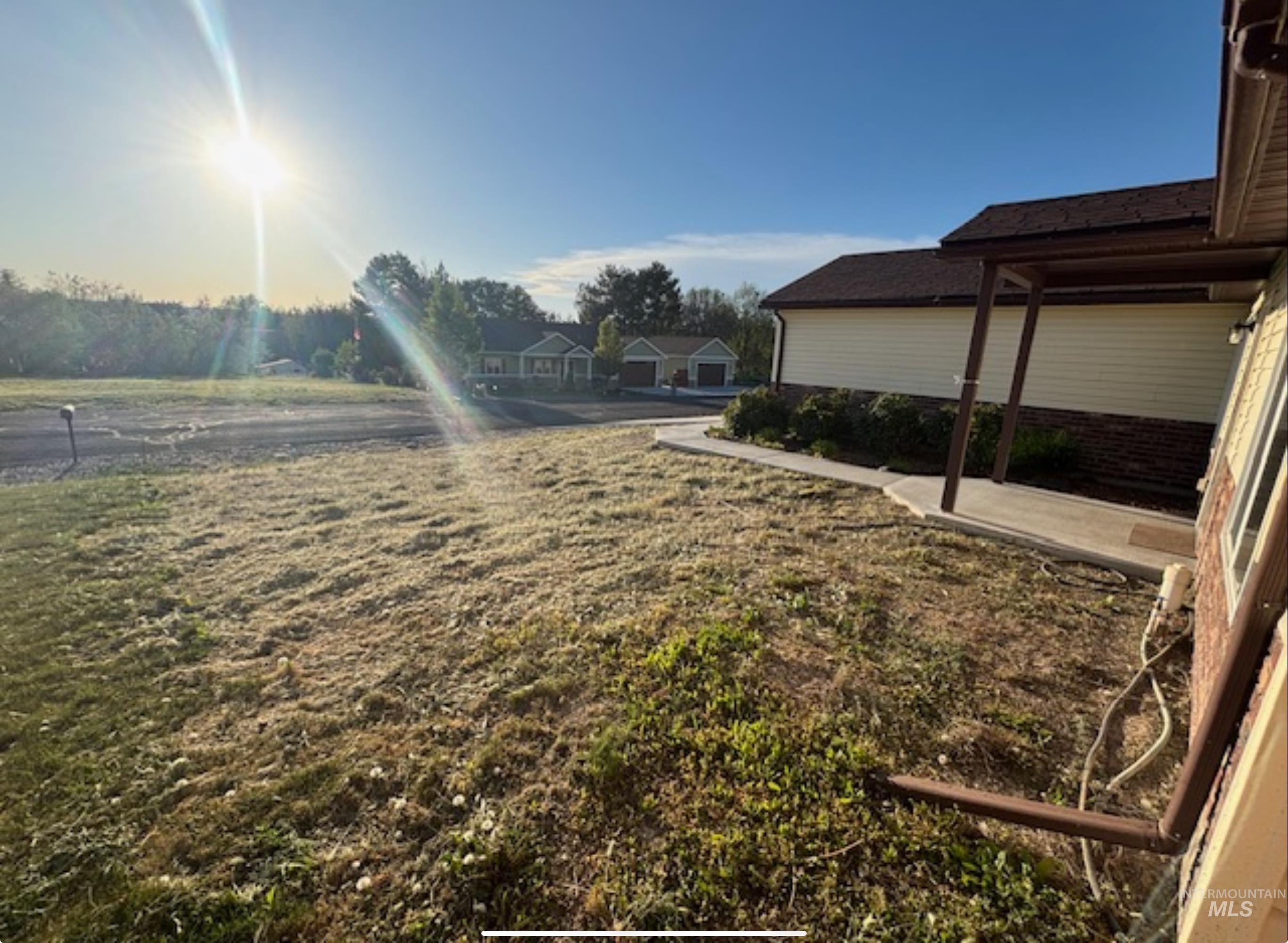 200 River Rock Place, Hagerman, Idaho 83332, 3 Bedrooms, 2 Bathrooms, Residential For Sale, Price $360,000,MLS 98984778