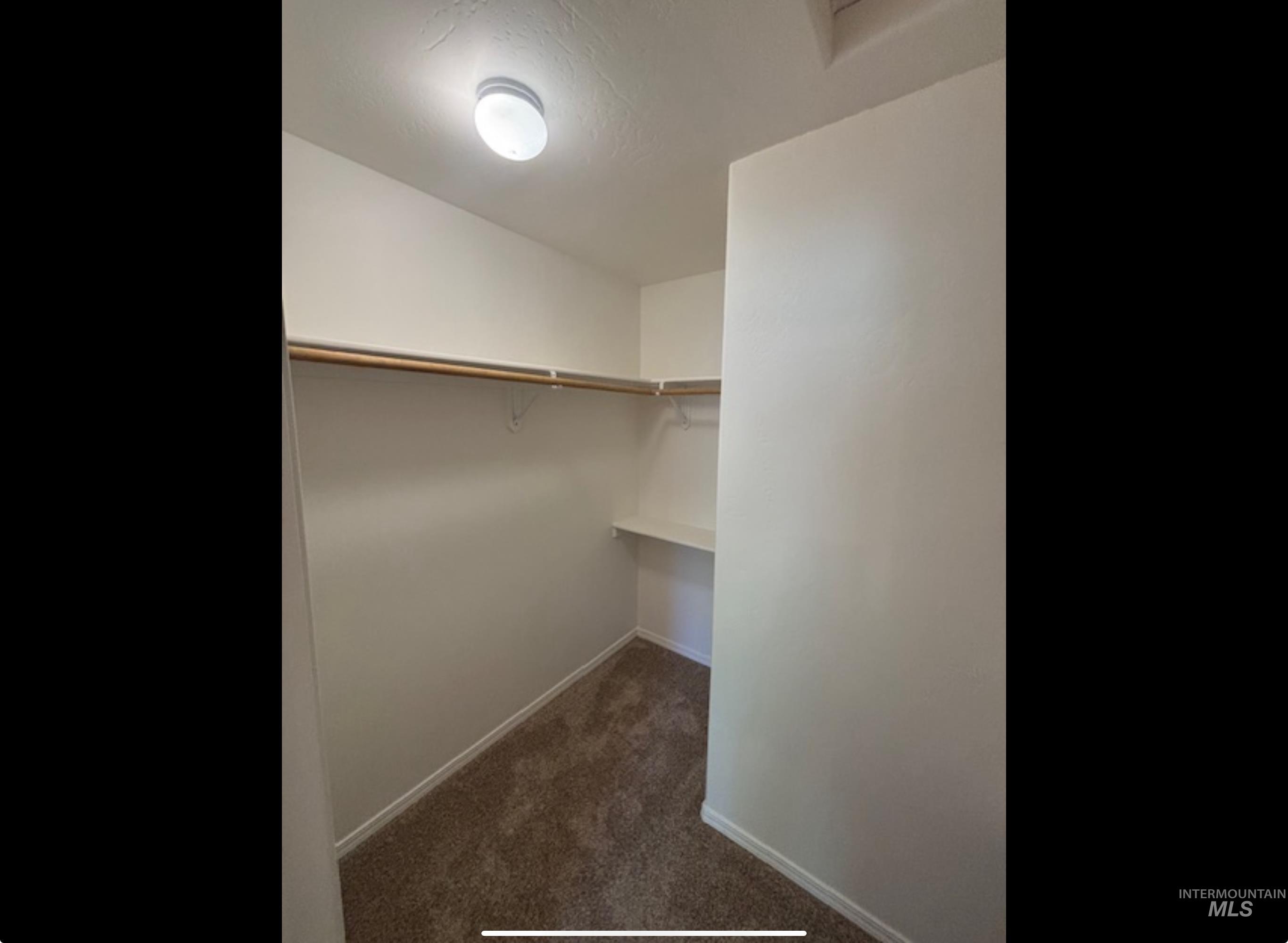200 River Rock Place, Hagerman, Idaho 83332, 3 Bedrooms, 2 Bathrooms, Residential For Sale, Price $360,000,MLS 98984778