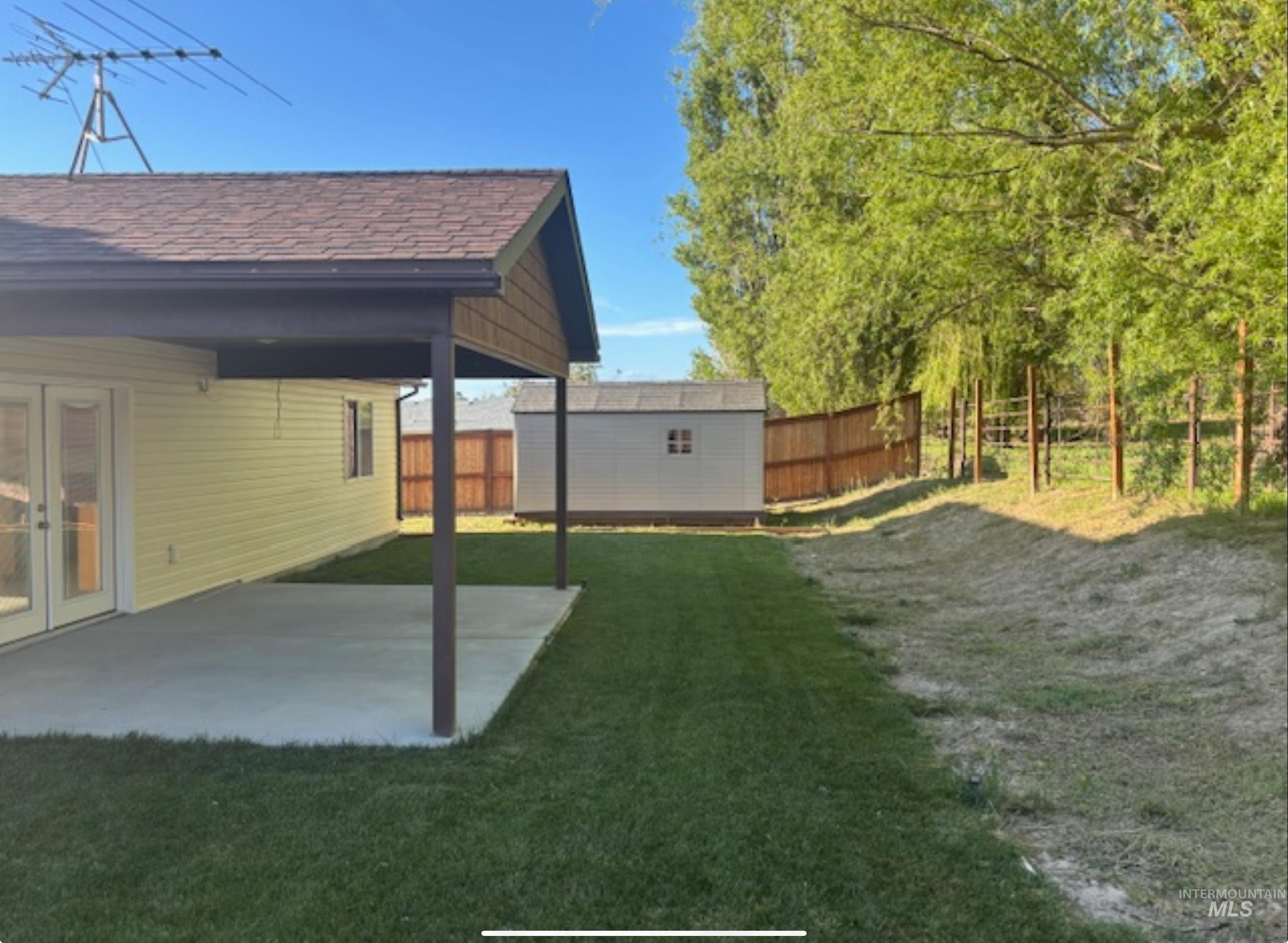200 River Rock Place, Hagerman, Idaho 83332, 3 Bedrooms, 2 Bathrooms, Residential For Sale, Price $360,000,MLS 98984778